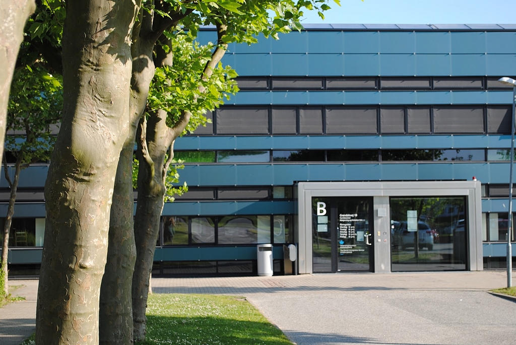 Custom Solar Facades - Shingles