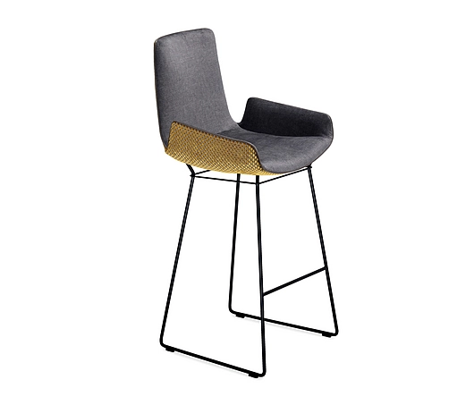 Amelie | Counter Armchair Low with wire frame