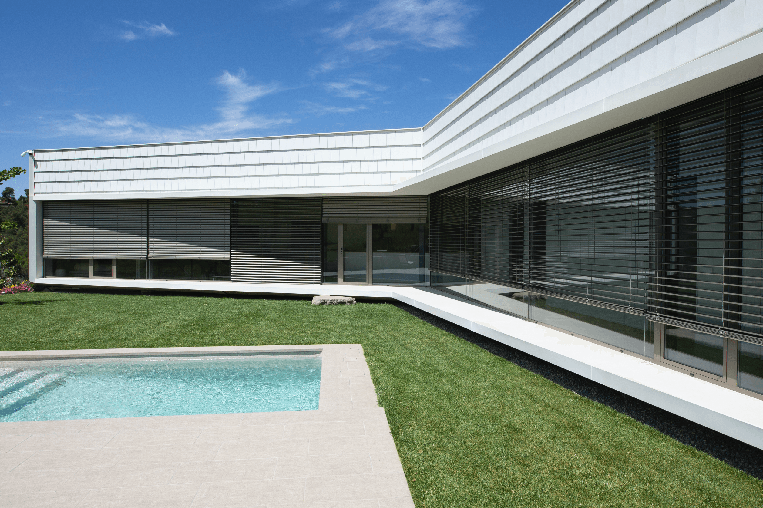 BSO Outdoor Venetian Blinds in OM House