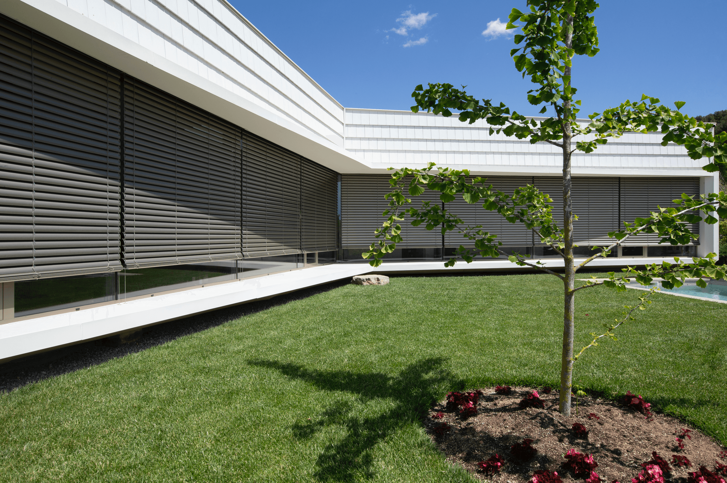 BSO Outdoor Venetian Blinds in OM House