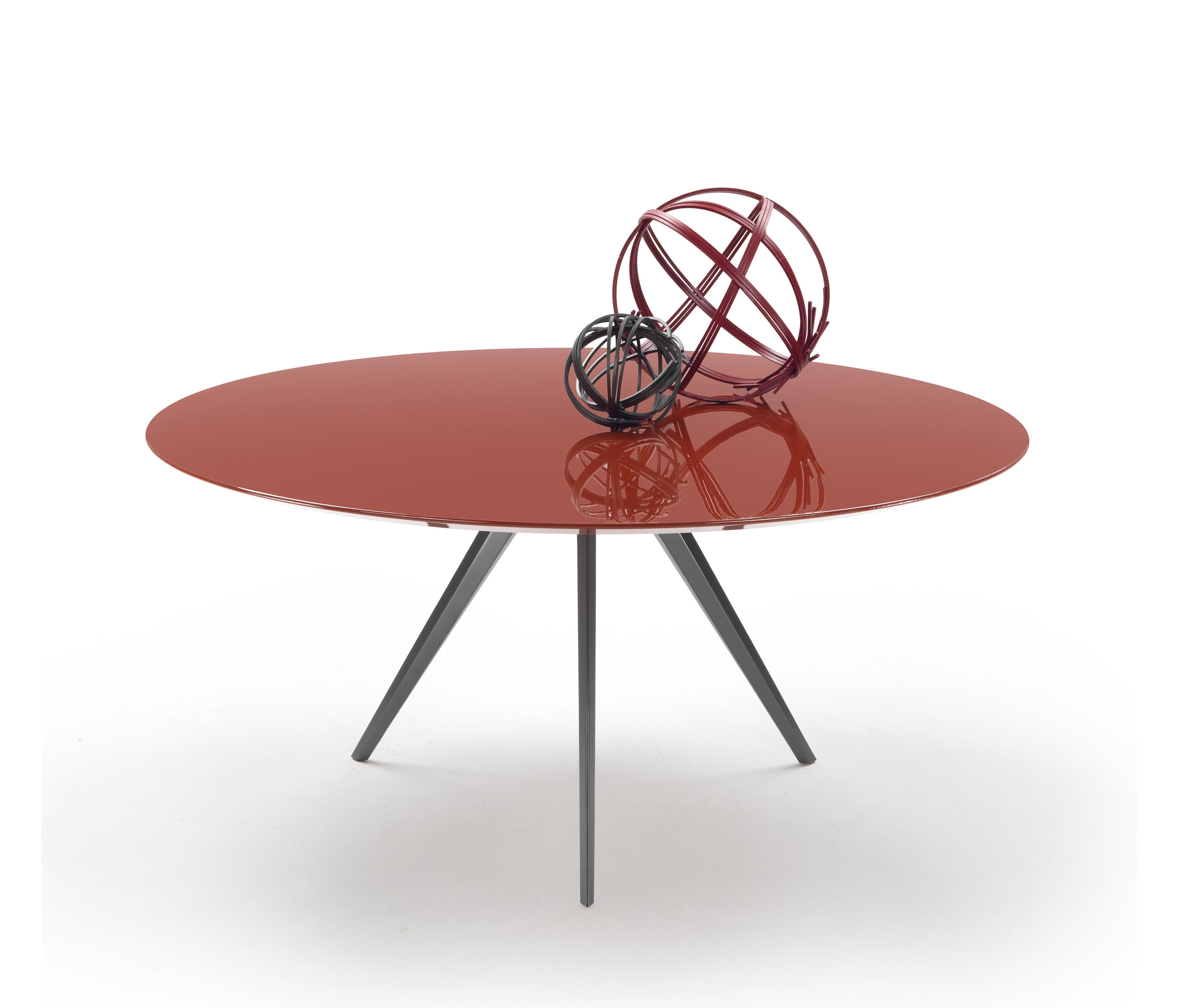 Round Dining Table - Zefiro