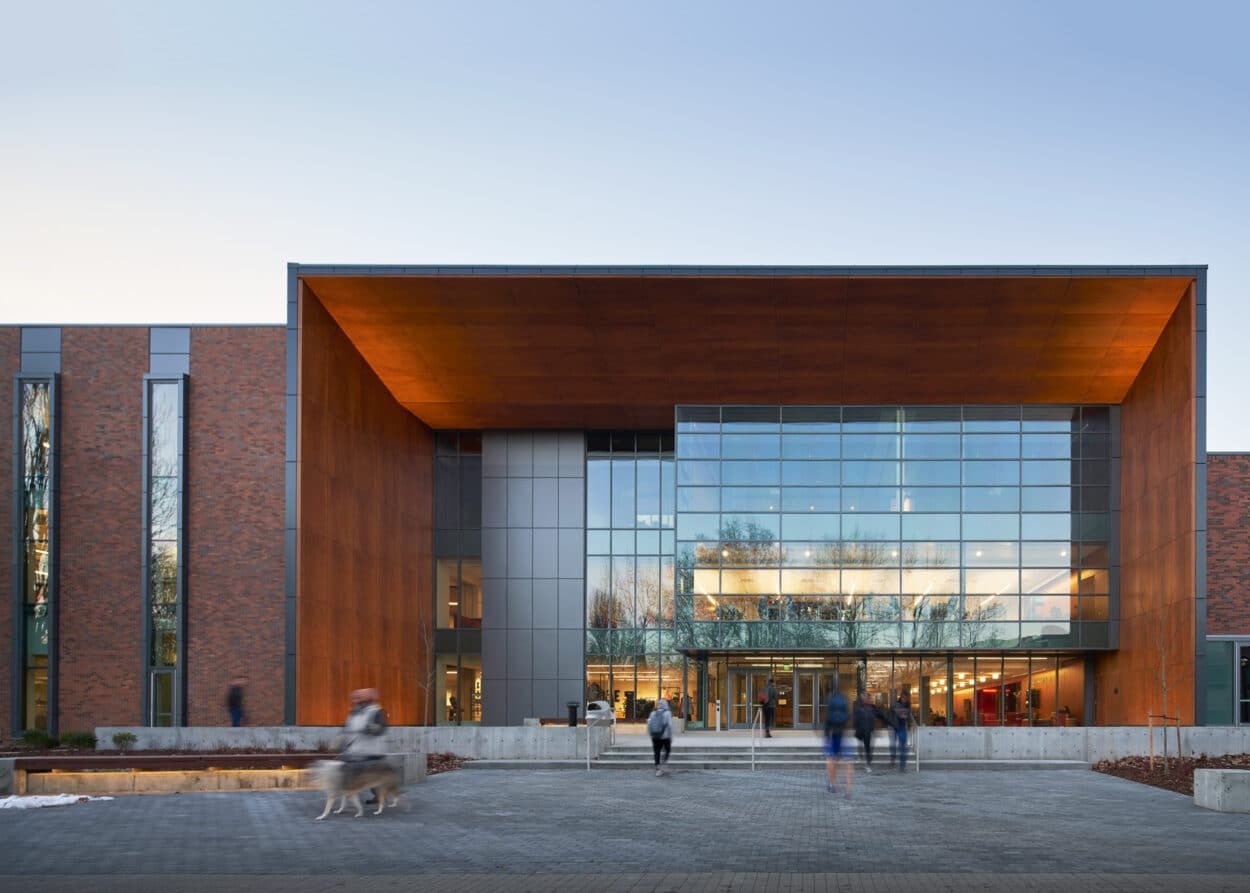 Exterior Wood Cladding - NATURCLAD - W