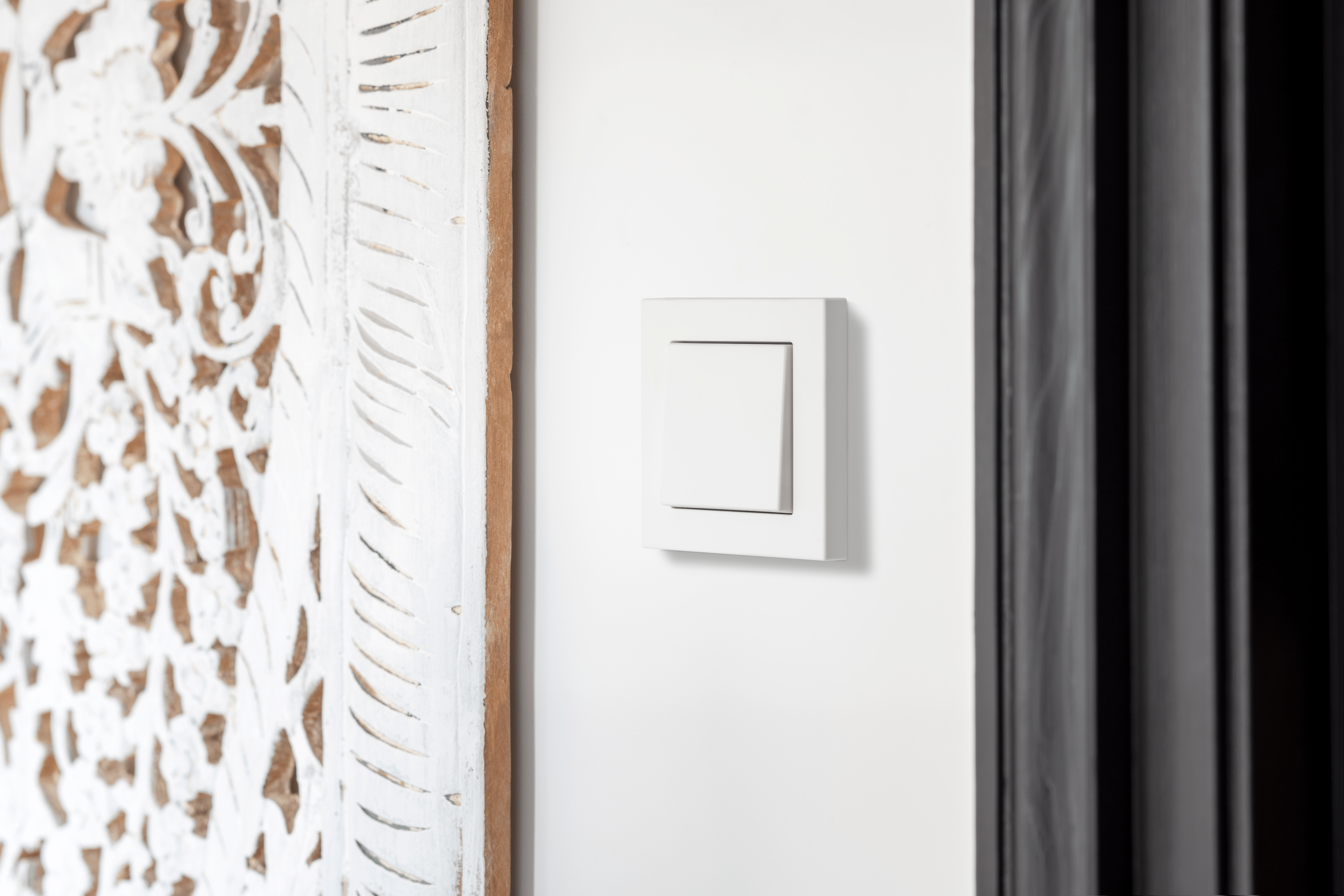 Switch Finishes - Matt Snow White