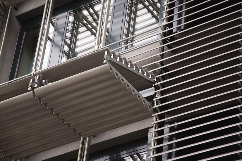 Dynamic Sun Protection - Cilium