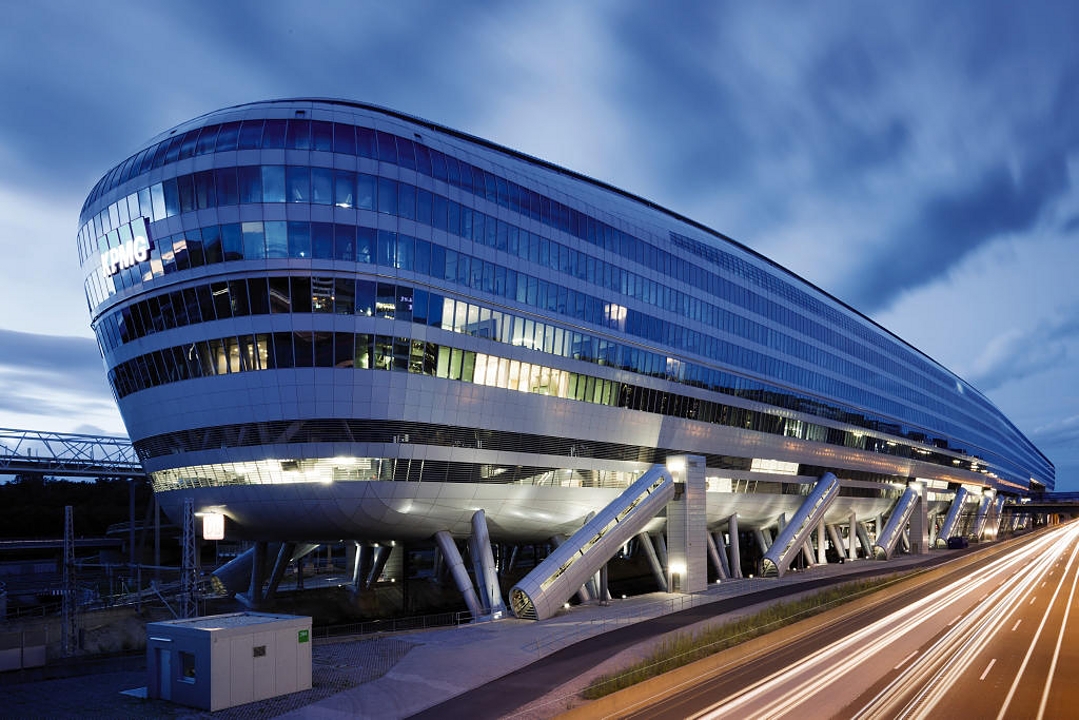 Continuous Louver System - Linius