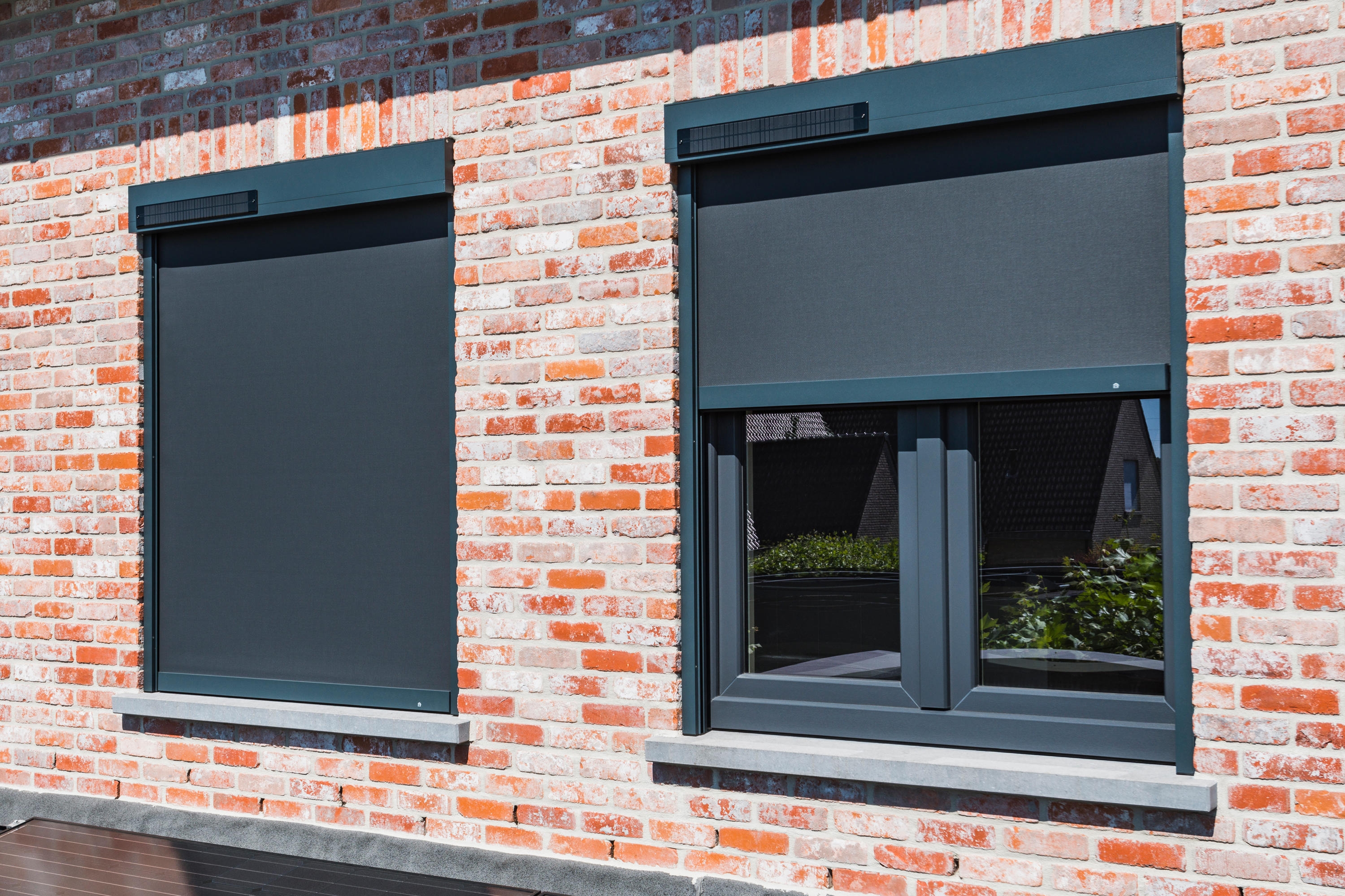 Solar Cell Powered Window Blind - Fixscreen Solar