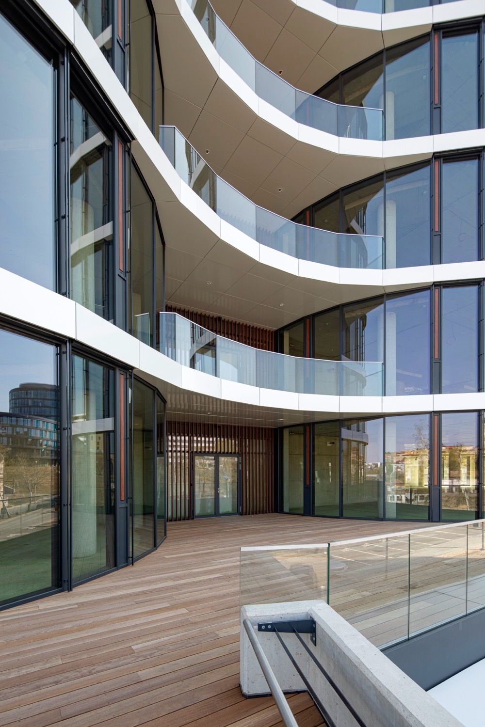 Curtain Wall System in Kotelna Park II