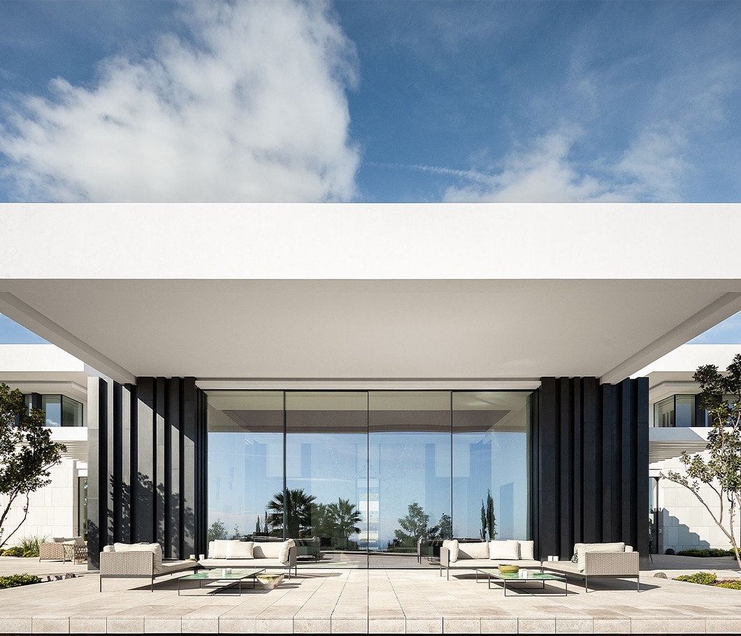 Glass Sliding System in Private Home - Spain