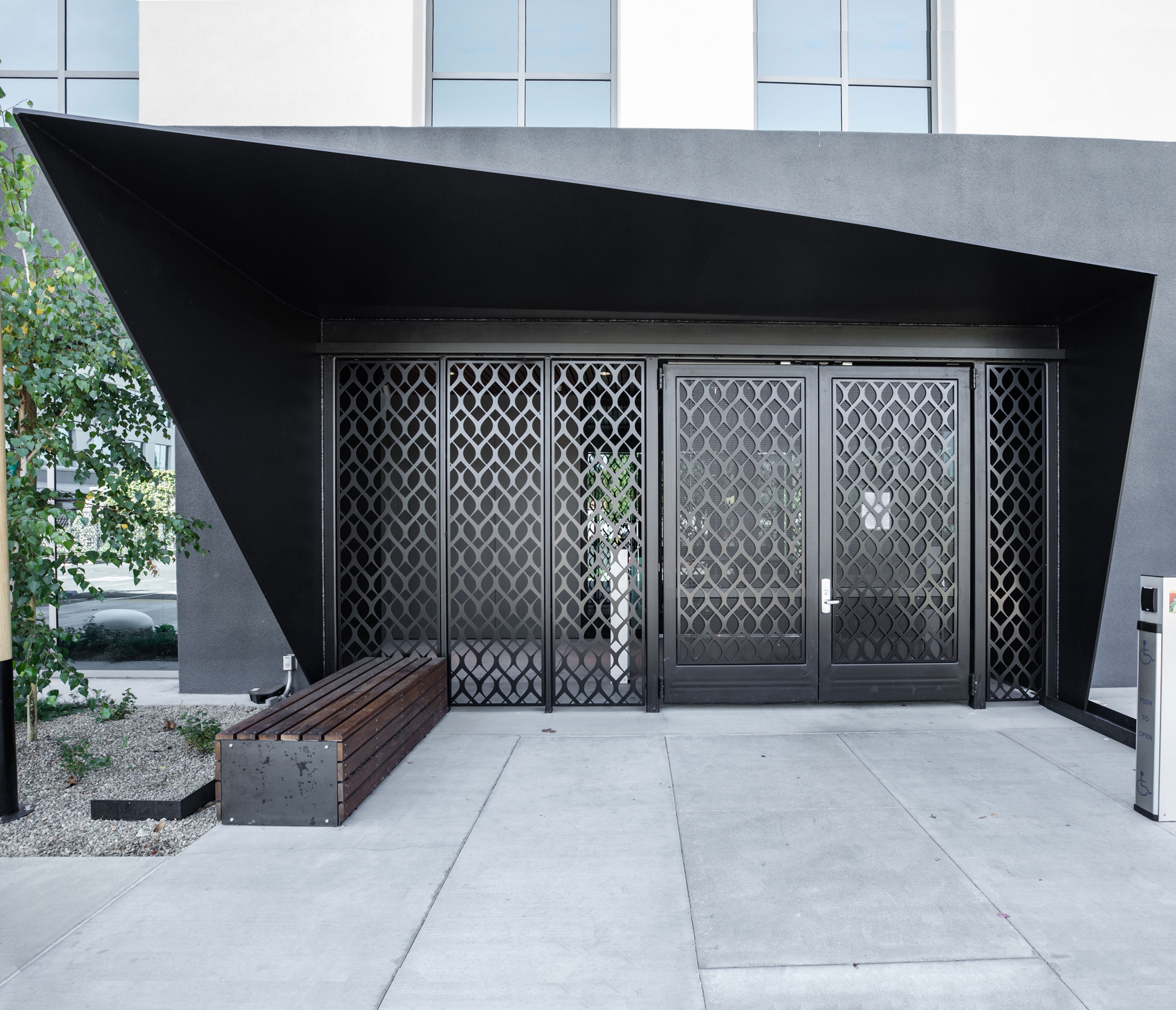 Gate & Mechanical Screen