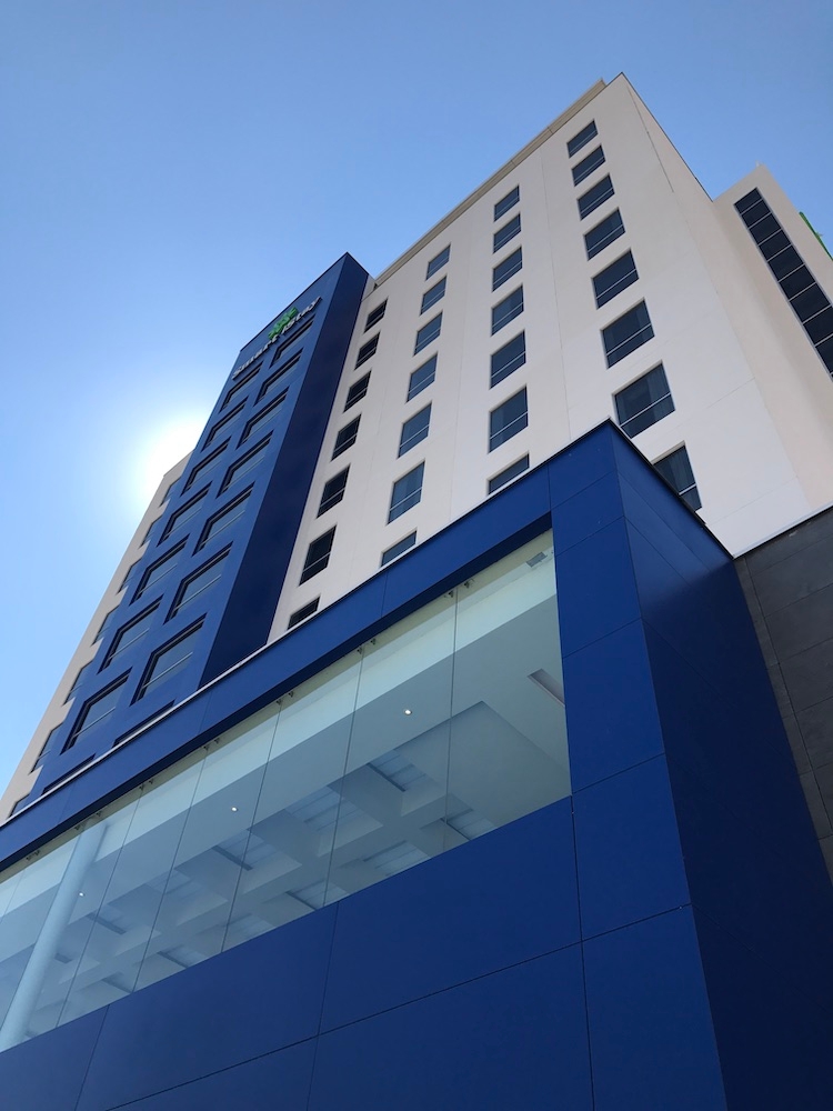 Diseños exteriores de hoteles