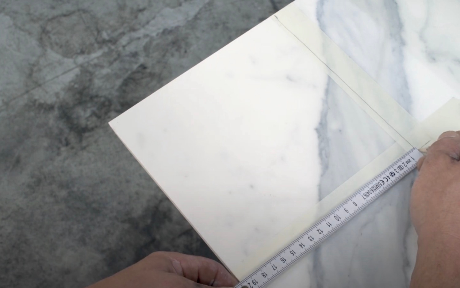 How to Handle Extra-Large Format Porcelain
