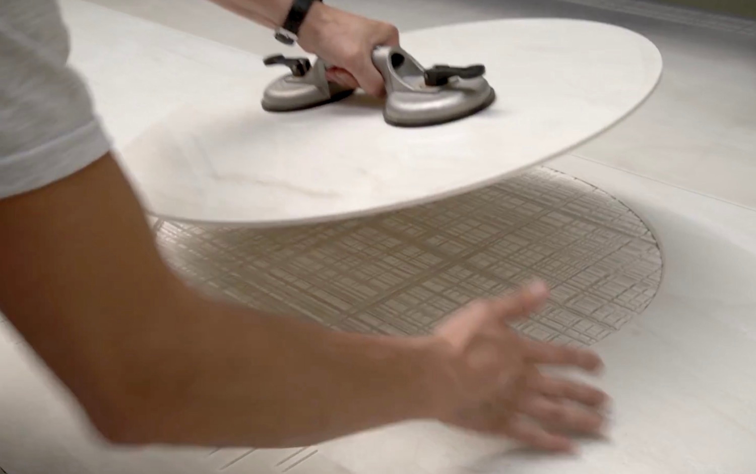 How to Handle Extra-Large Format Porcelain