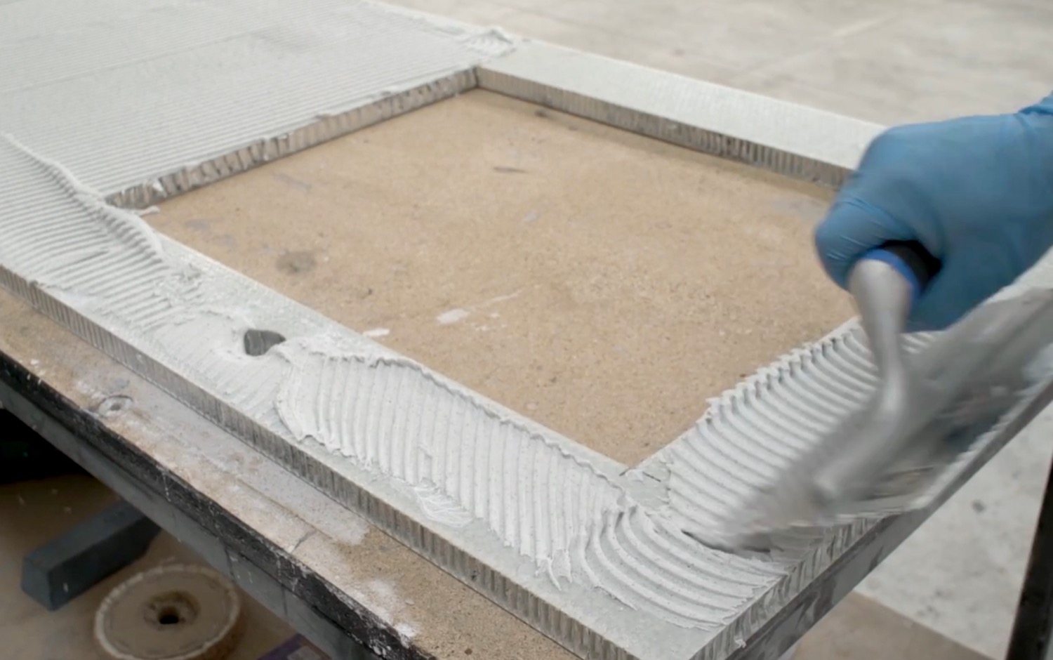 How to Handle Extra-Large Format Porcelain