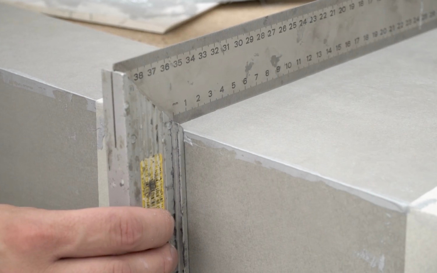 How to Handle Extra-Large Format Porcelain