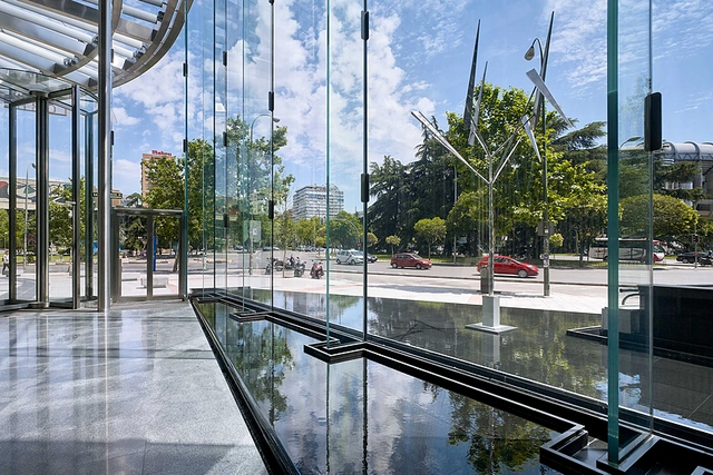 Torre Europa Glass Box