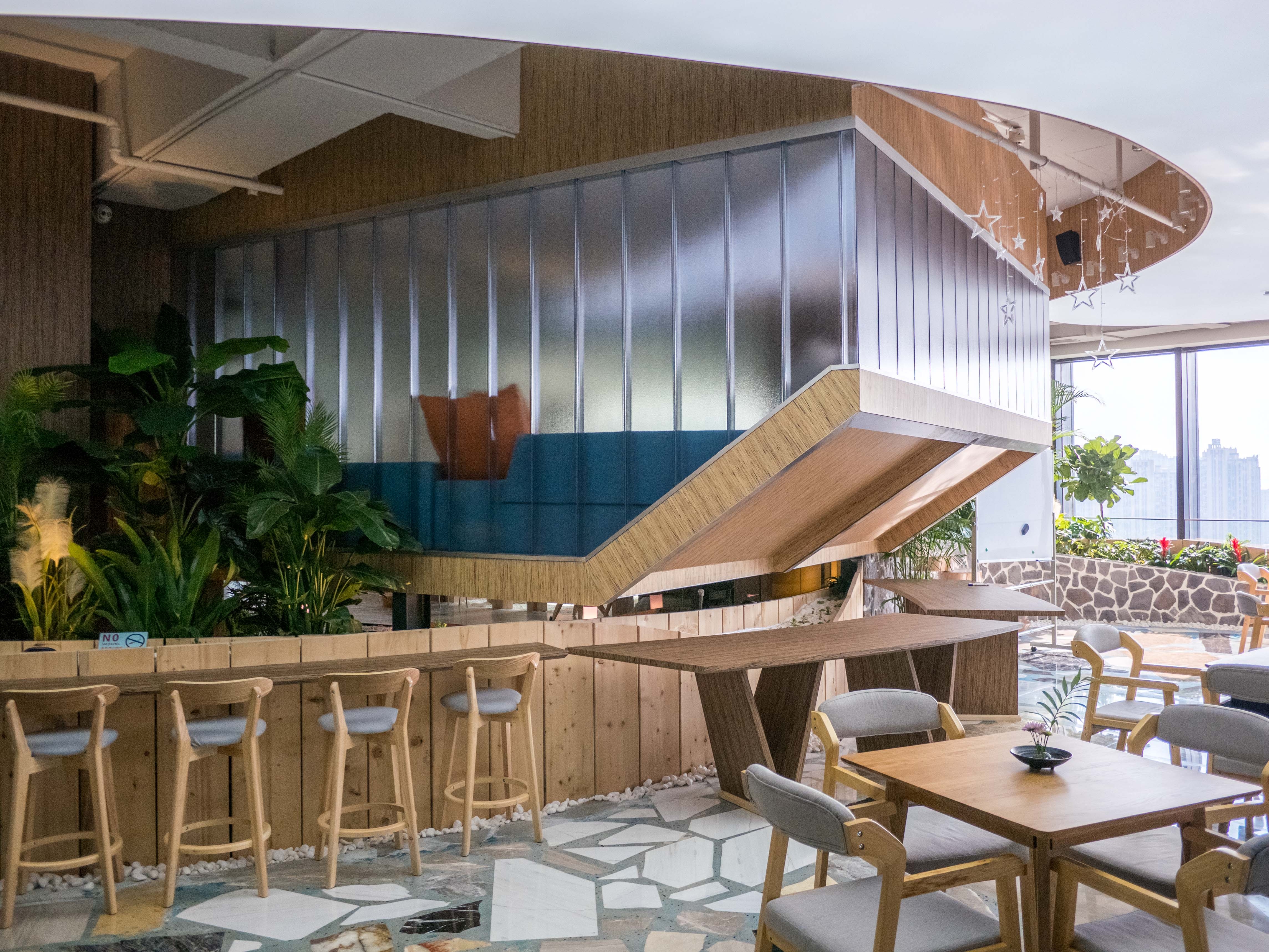 Coated Channel Glass - Amethyst