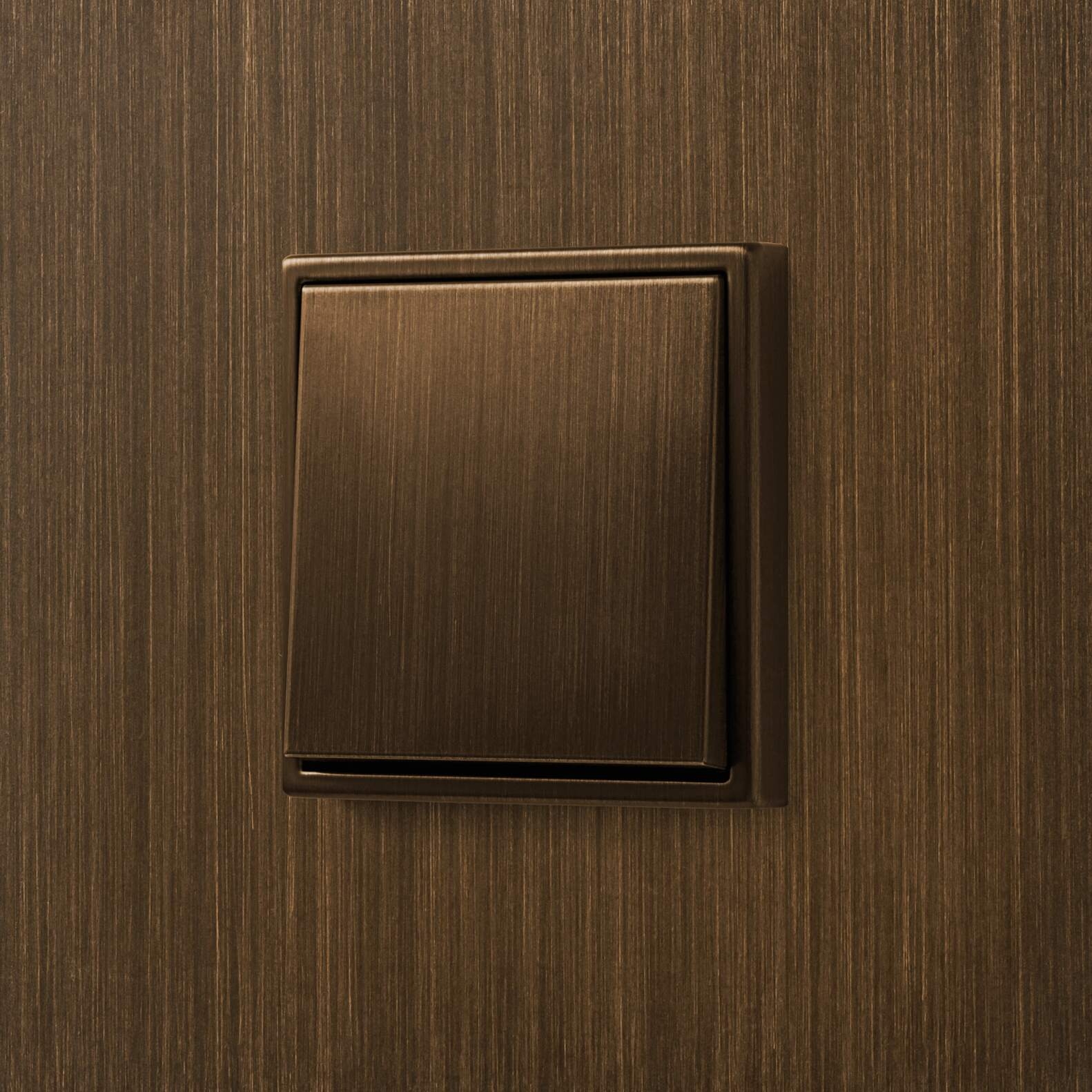 Light Switch - LS 990 in Metal