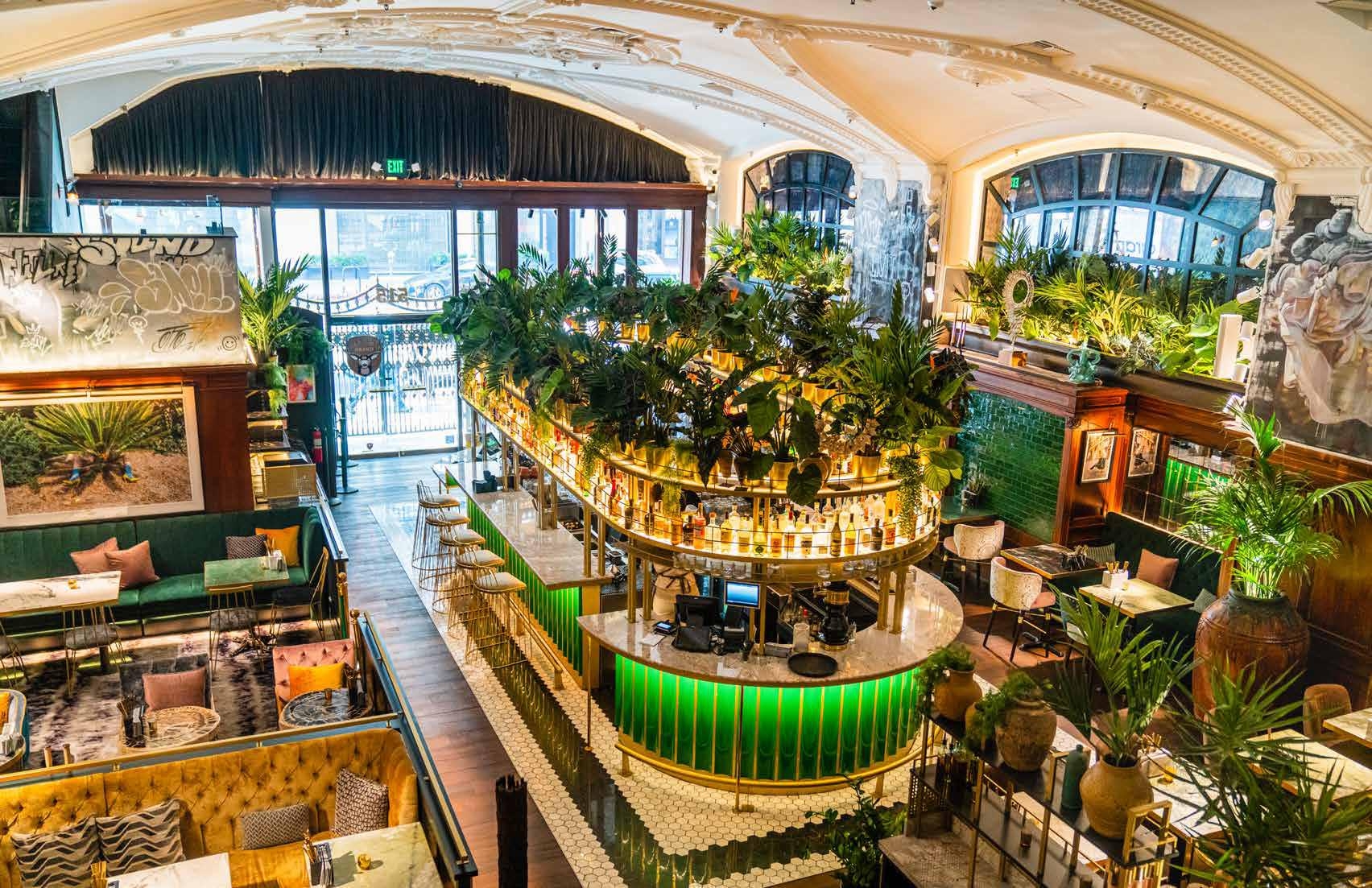 Architectural Lighting in V Restaurant