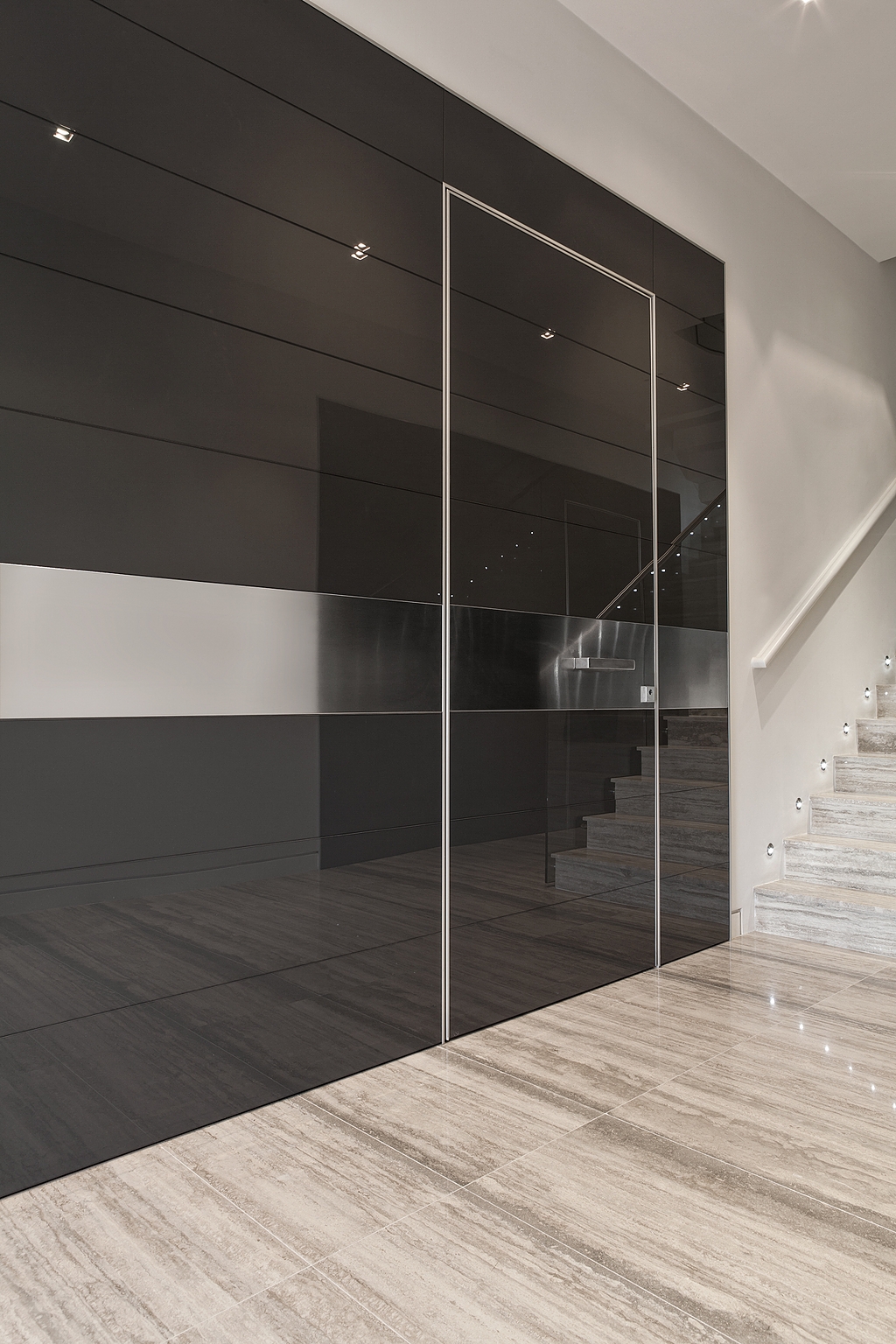 Door with Concealed Hinges - Project