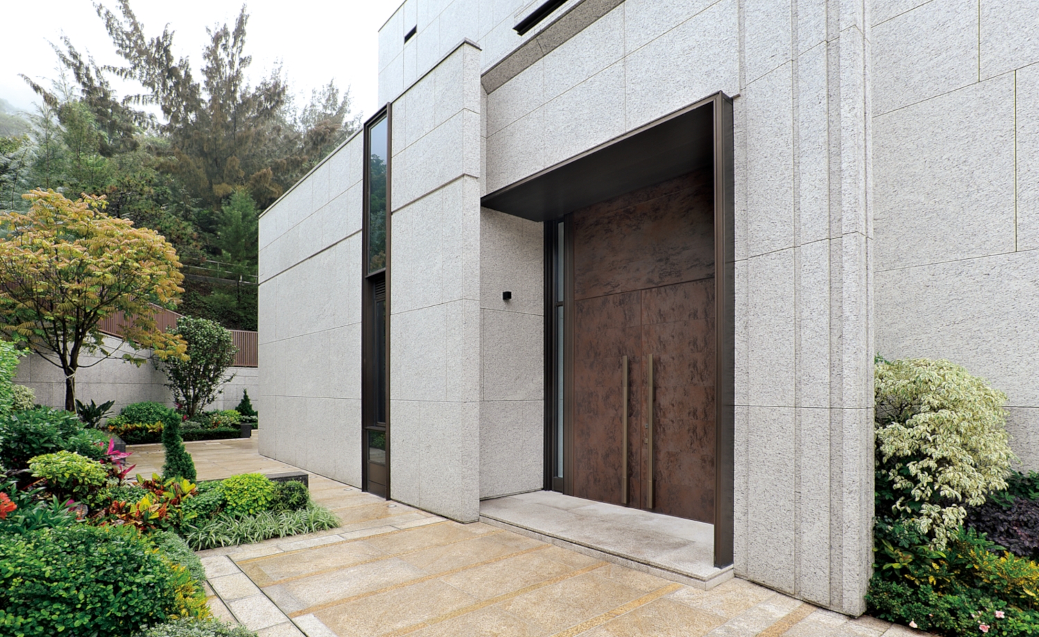 Tekno Door in Mont Rouge Residential