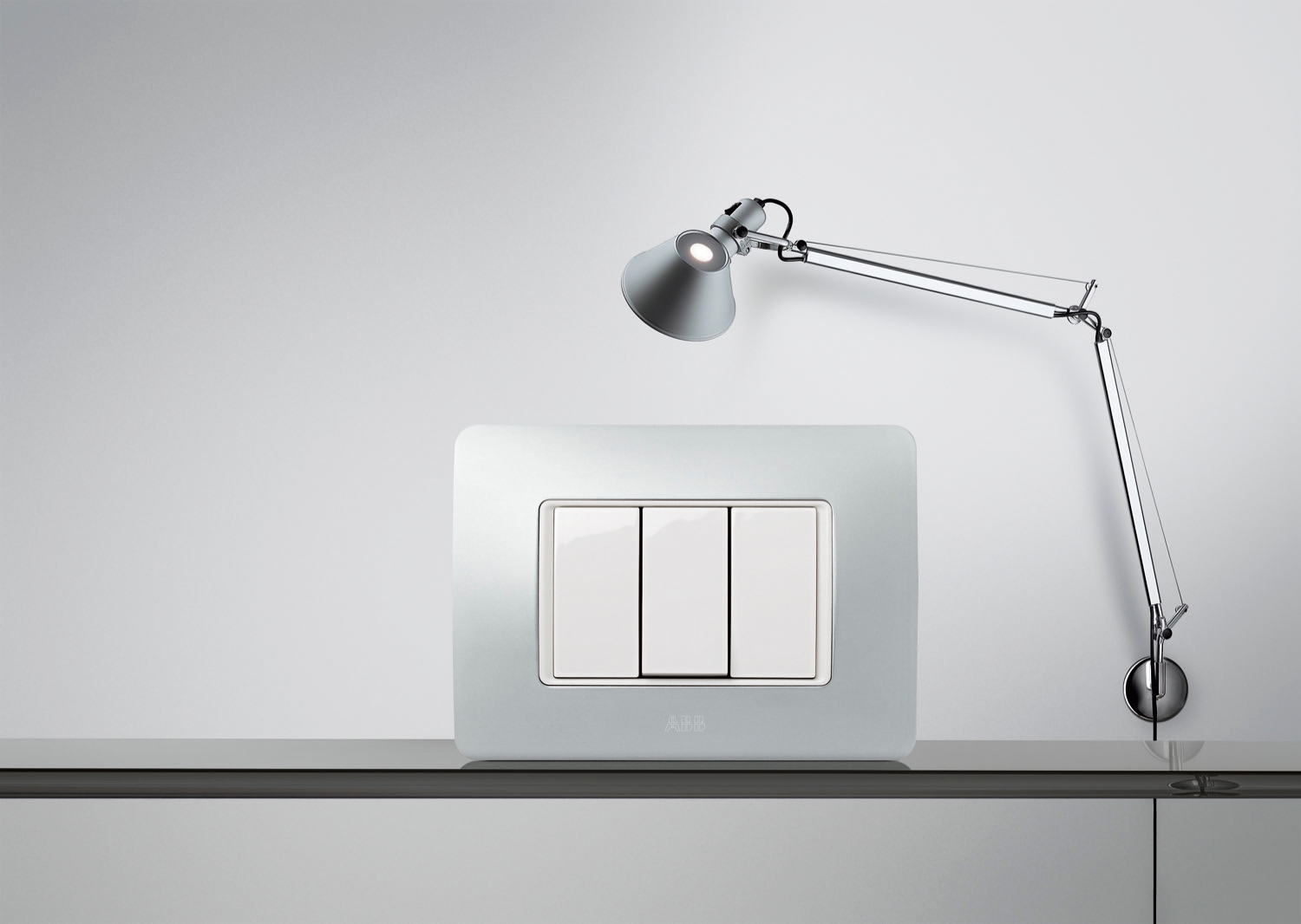 Placas e interruptores Chiara Estándar