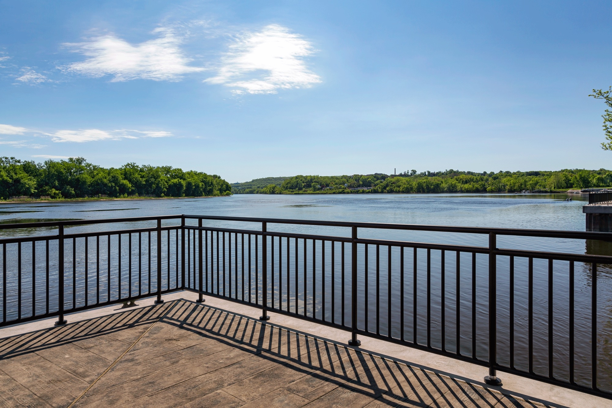 Hollaender® Railings in Landscapes and Parks