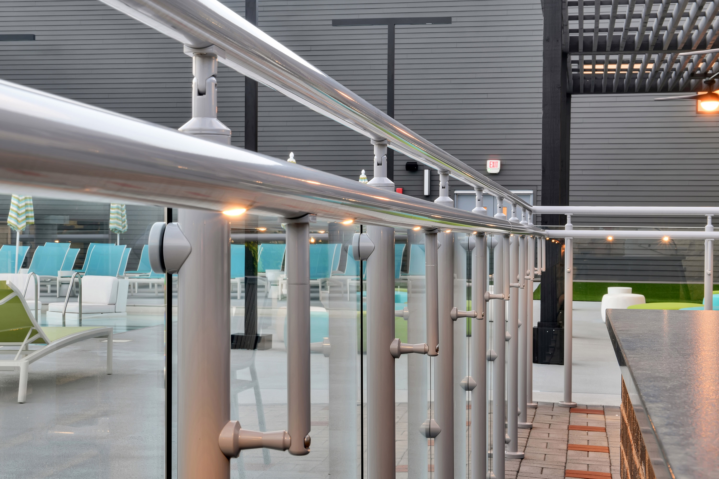 Interna-Rail® VUE Aluminum Railing