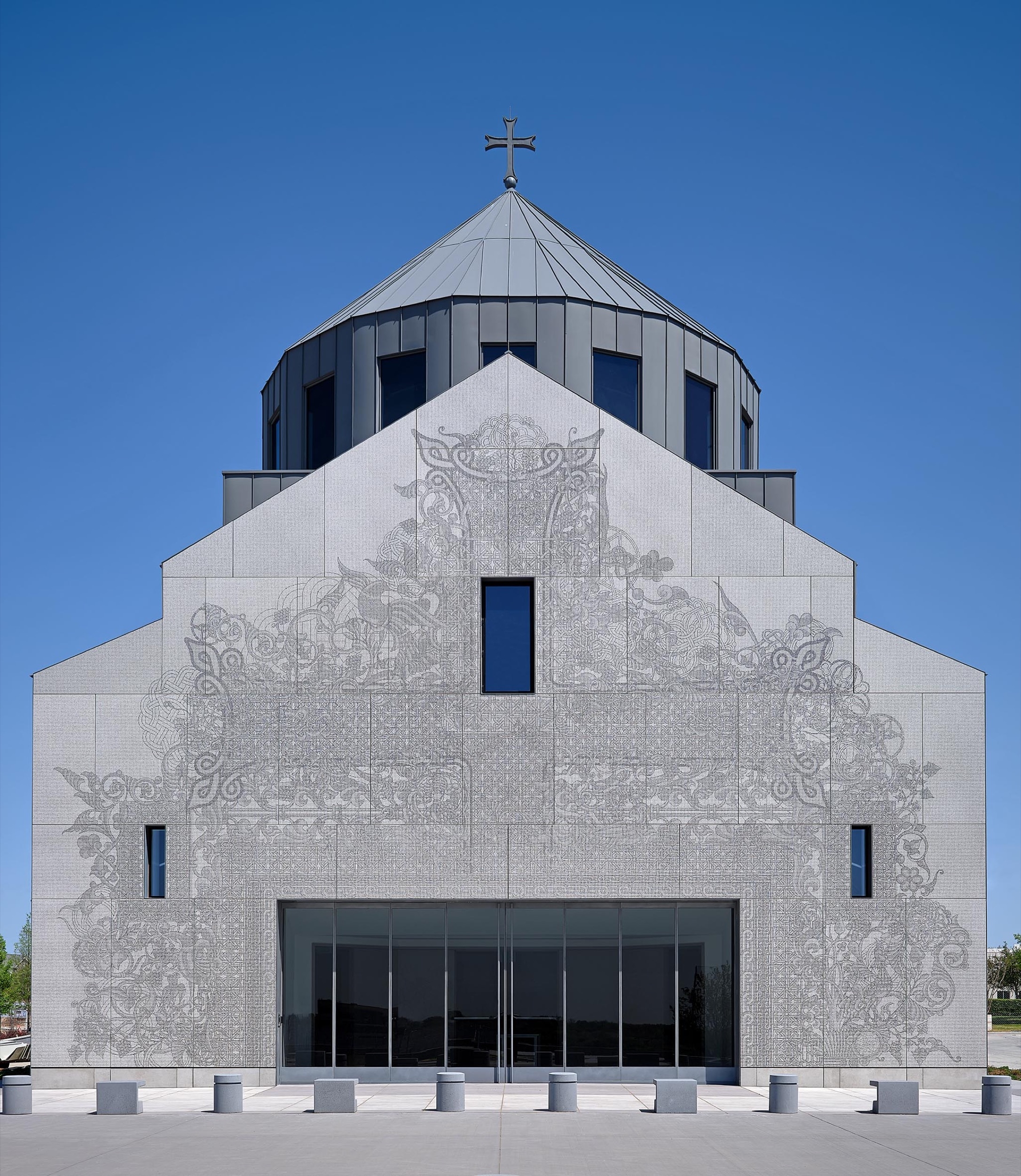Porcelain Stoneware in Saint Sarkis Church