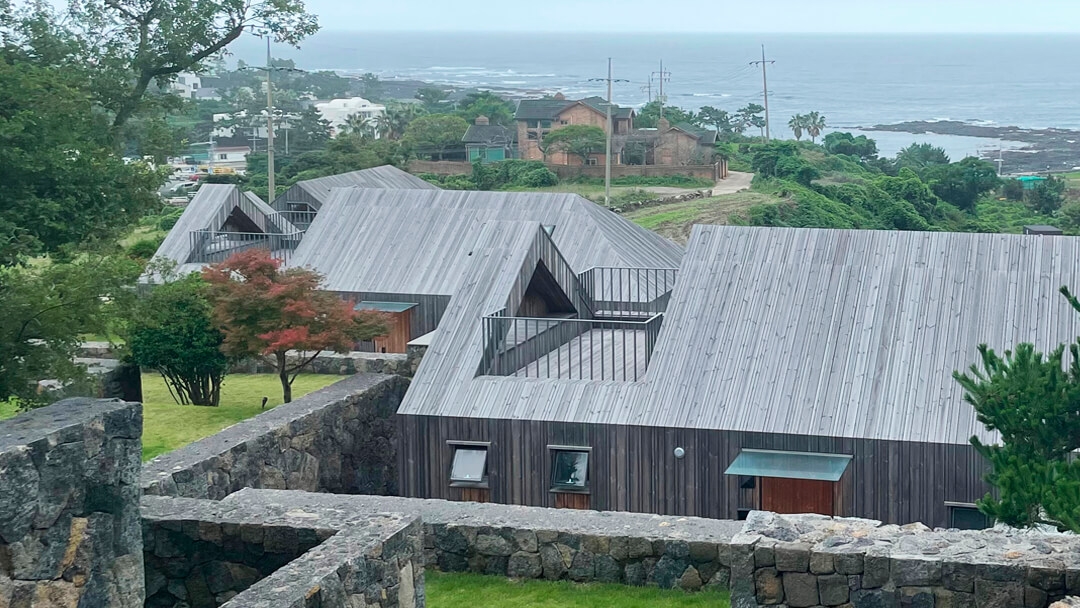 Thermowood Facades in The Wind Hill
