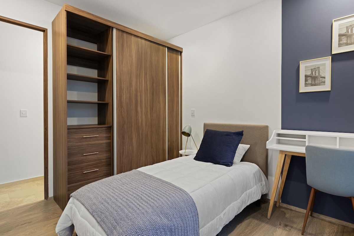 Tableros de melamina en residencial Segovia 40