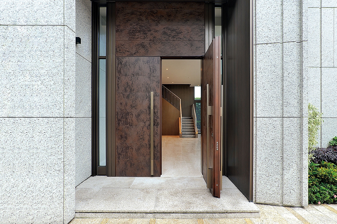 Door with Concealed Hinges - Tekno from Oikos