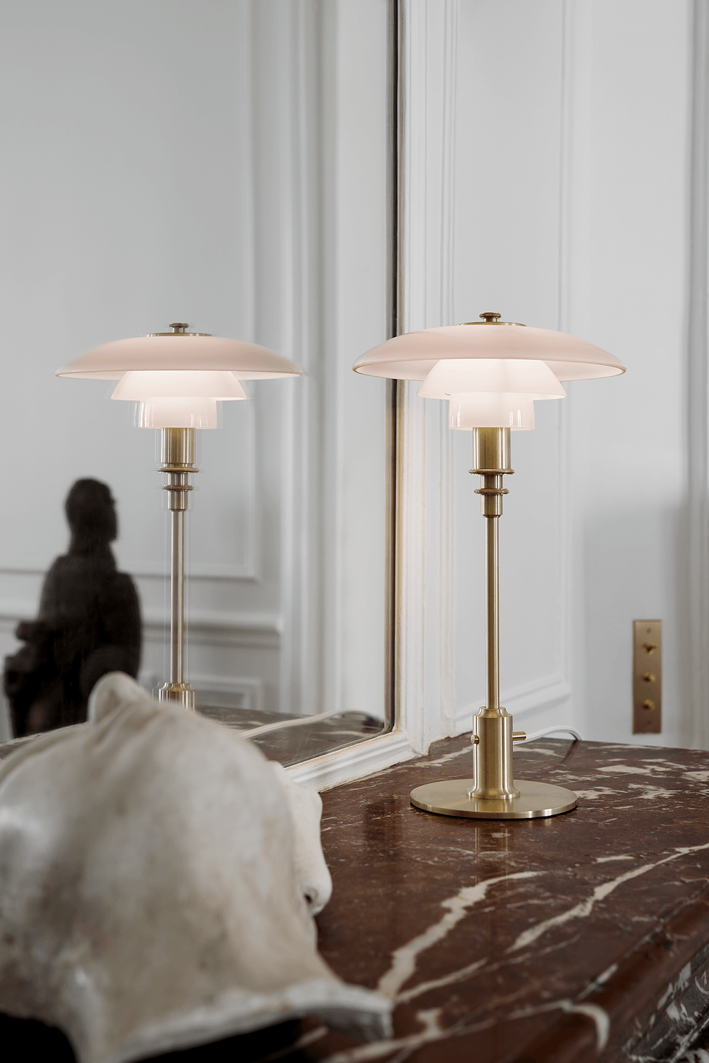 louis poulsen desk lamp