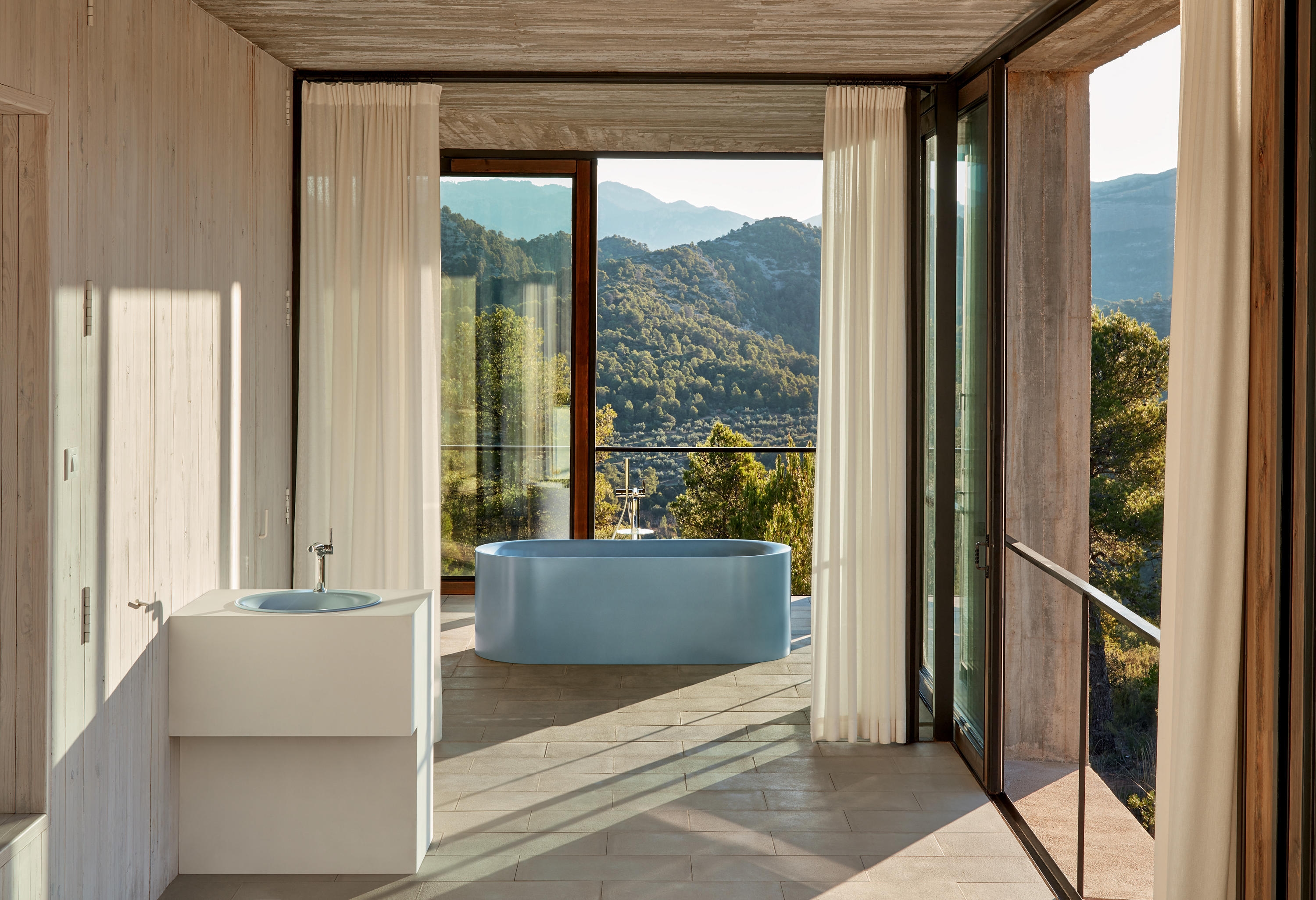 Washbasins - BetteLux Oval