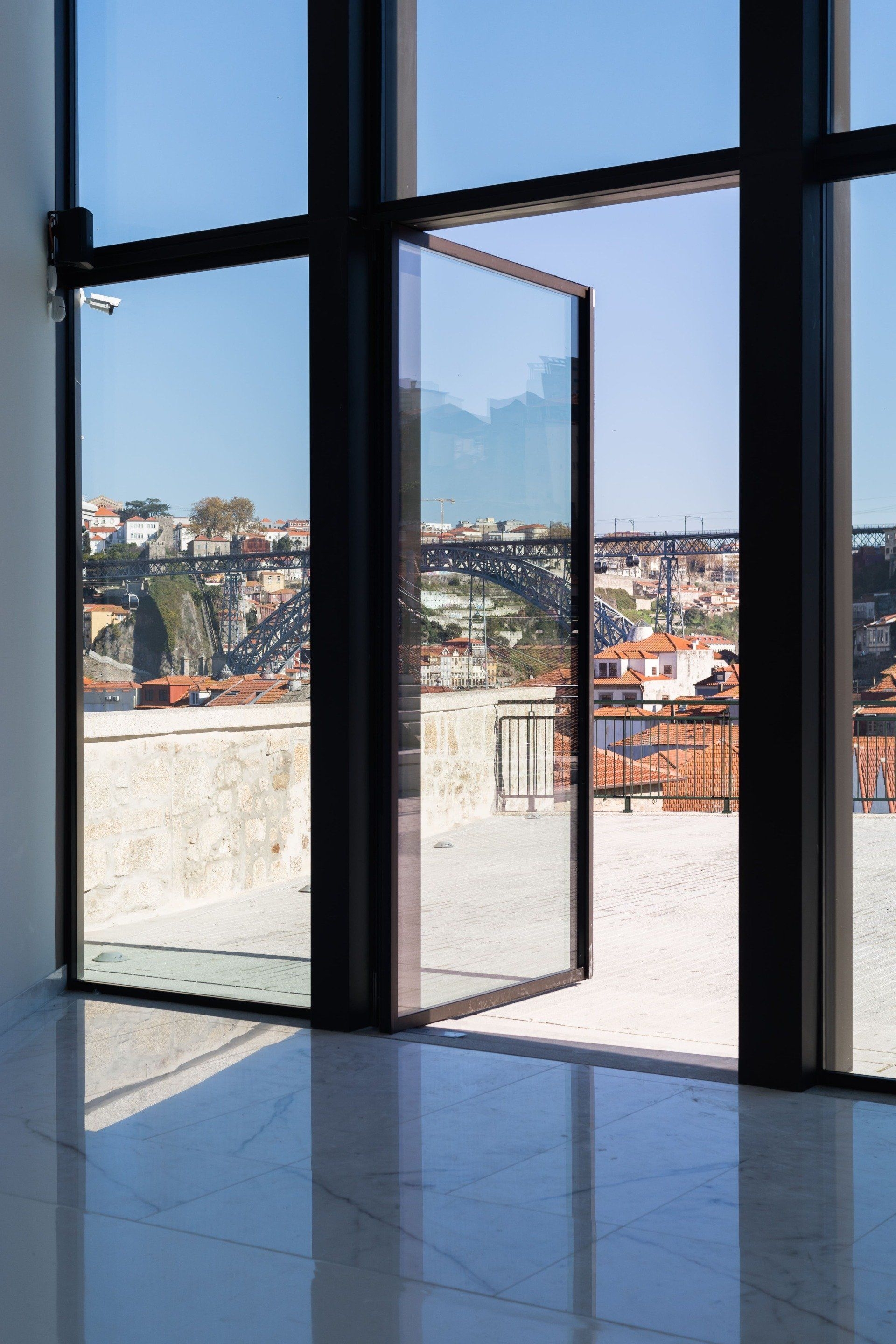 Sistema de instalación para vidrio - Open