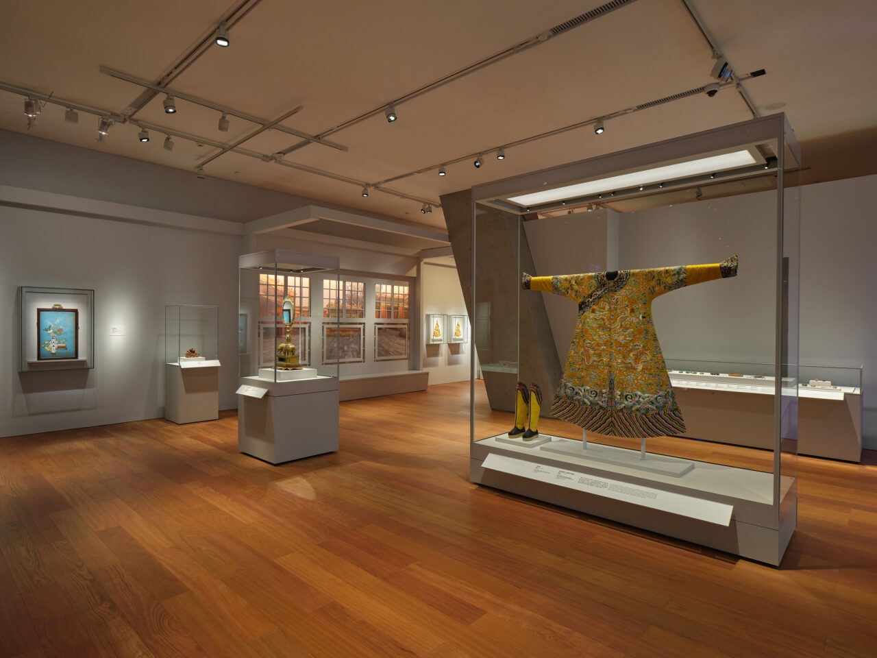 Display Cases in the Hong Kong Palace Museum