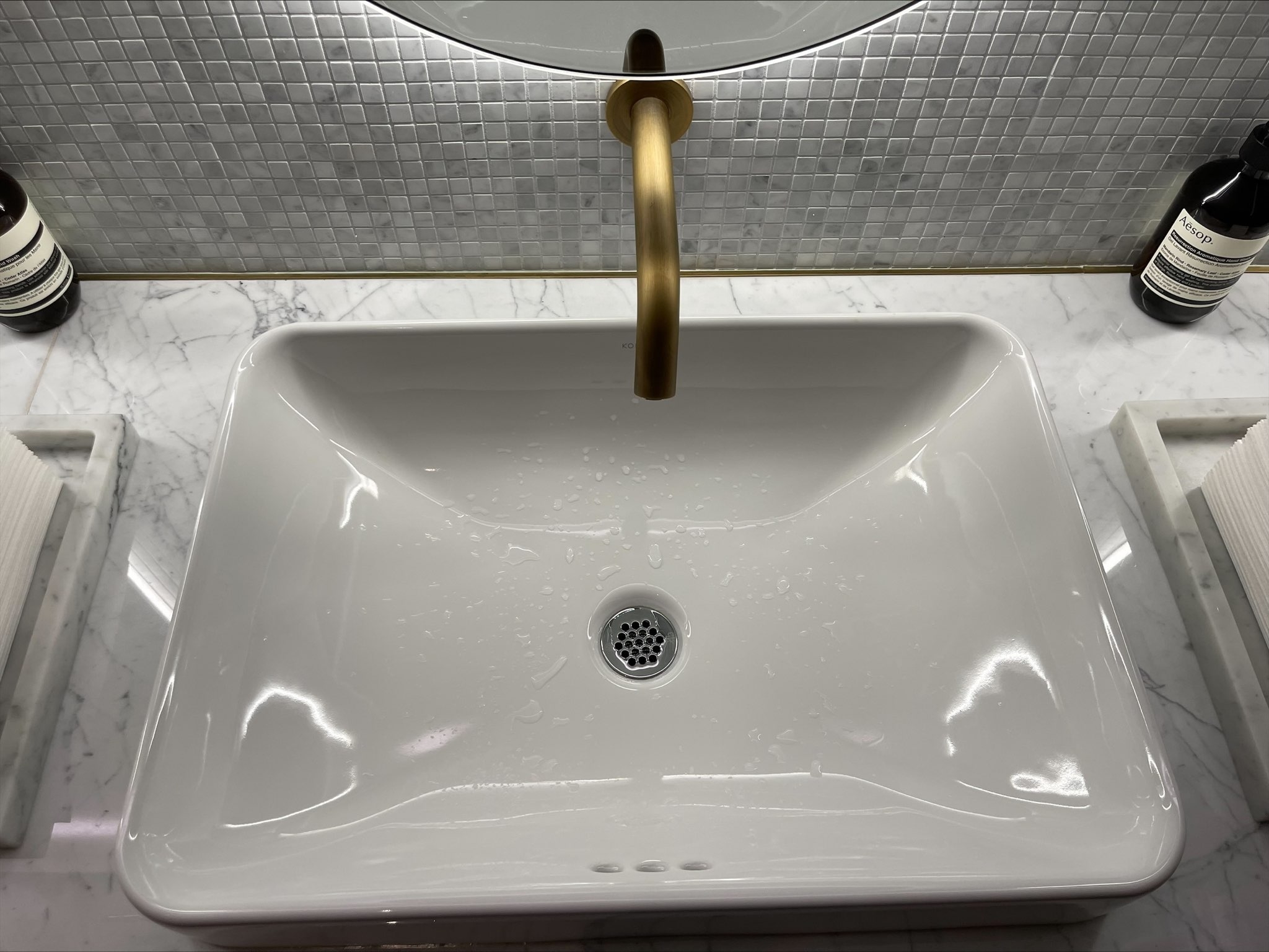 Wall-mount Faucets in 550 Madison Avenue Restrooms