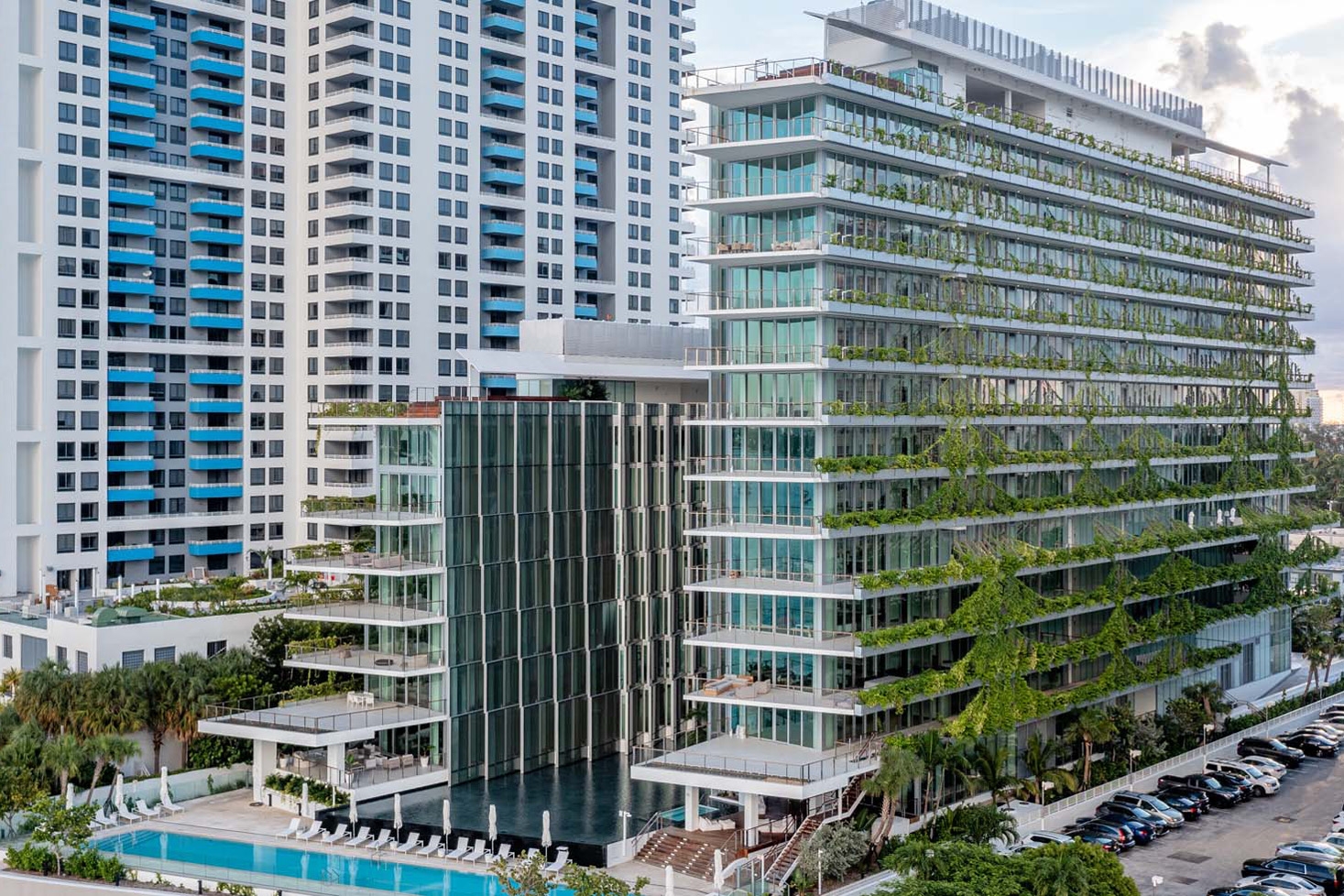 Wire Mesh and Cables in Monad Terrace