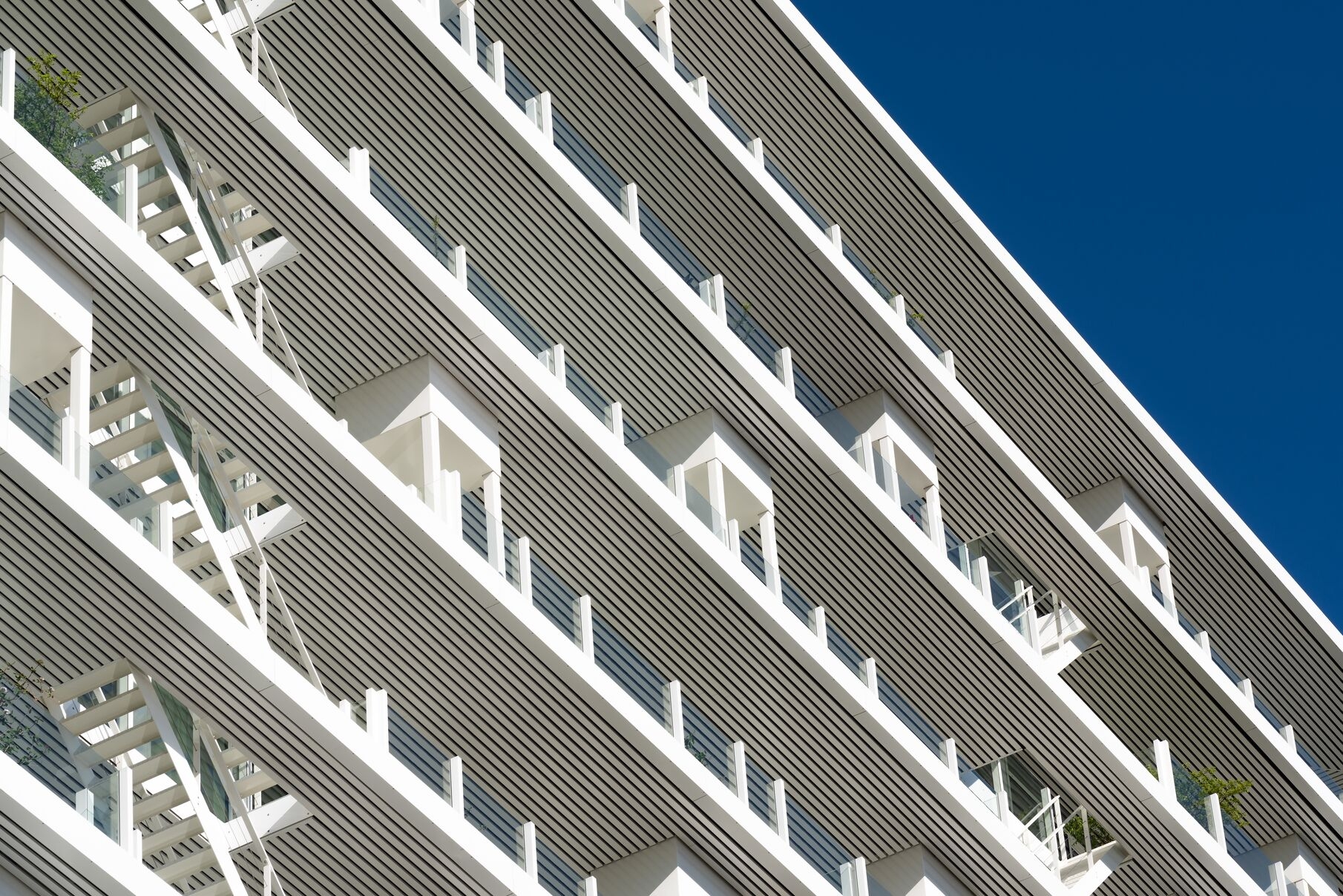 Metal Ceilings - Exterior Open Ceiling 70U