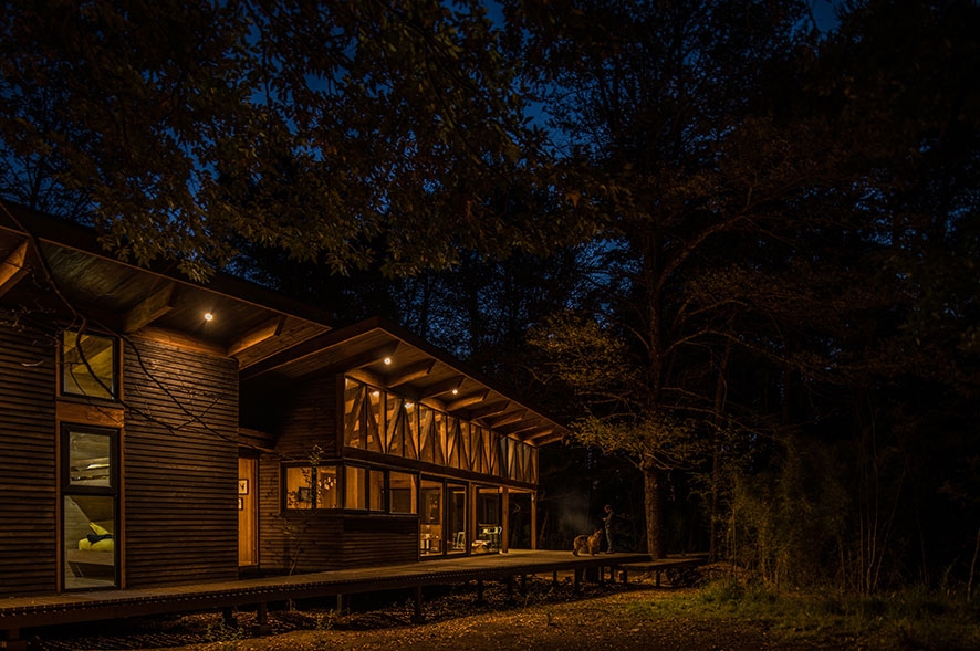 Aceite para maderas de exterior en Refugio Coyán