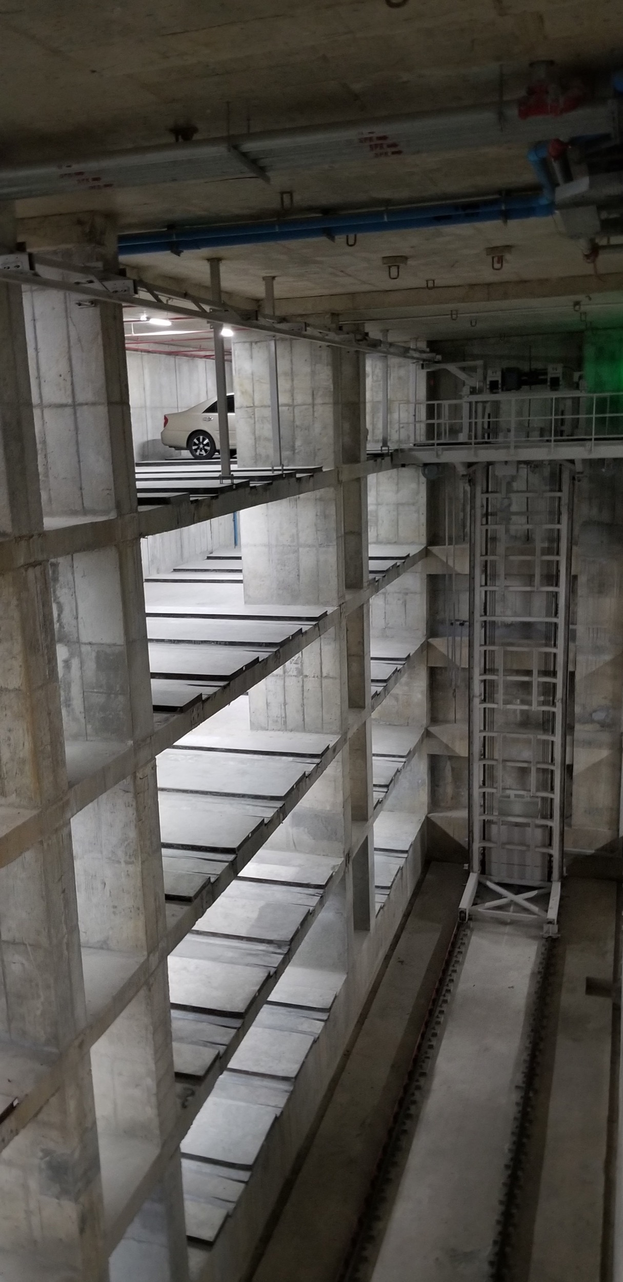 Robotic Parking System in Mixed-Use Building