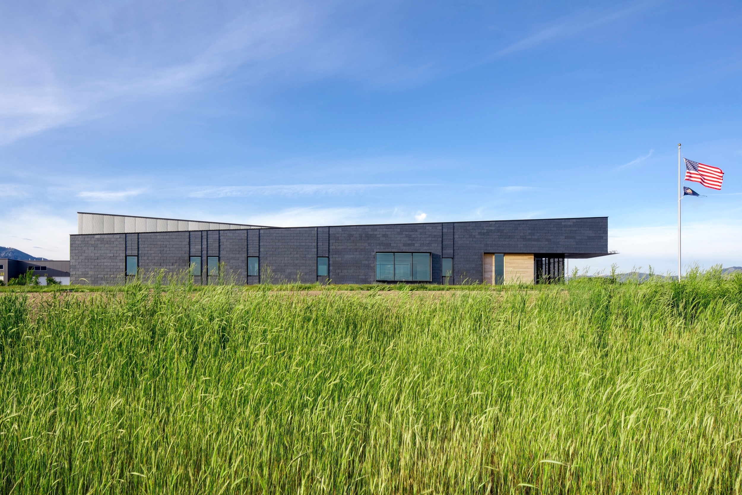 Rainscreen Cladding System CUPACLAD® 101 LOGIC