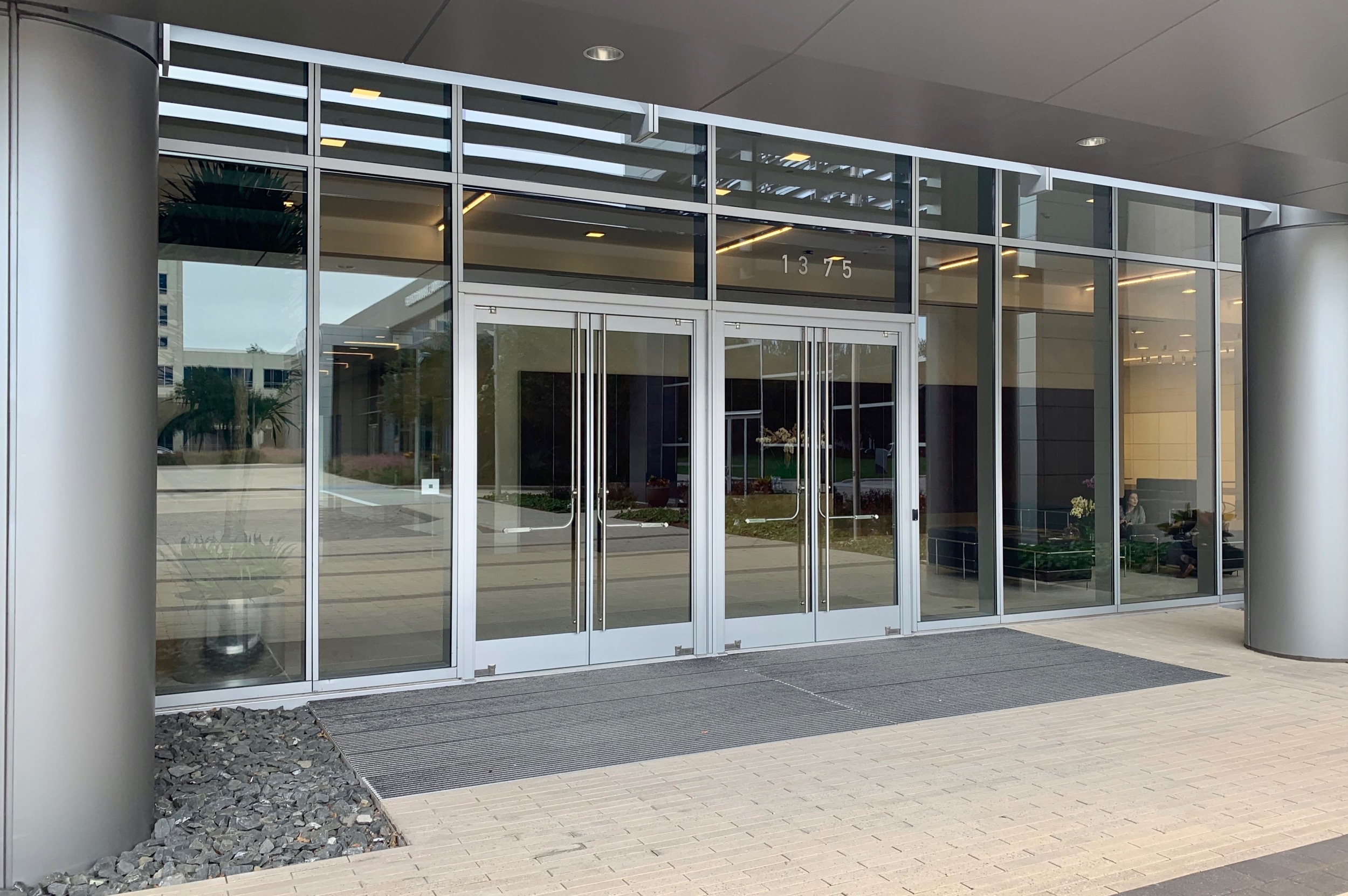 Aluminum Doors - Extruded Aluminum Balanced Doors