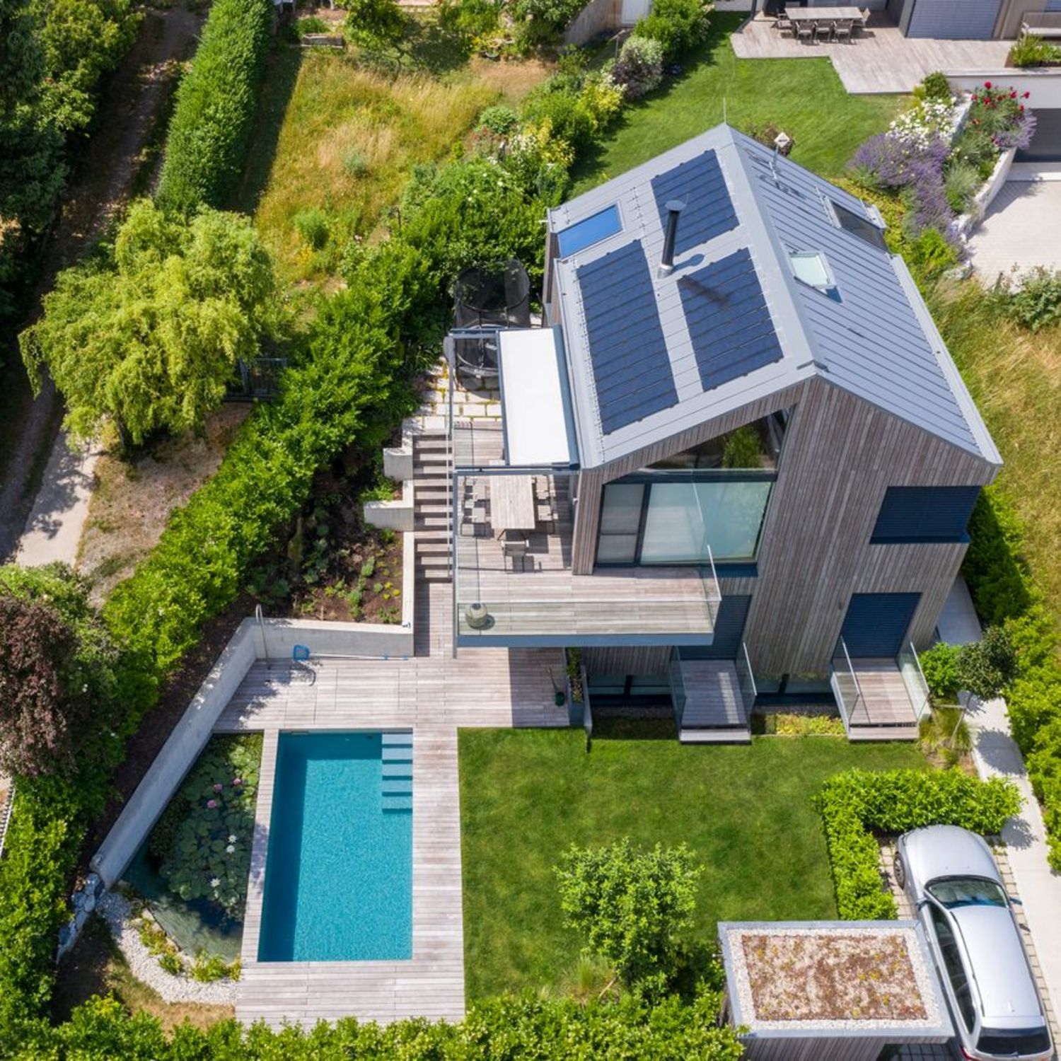 Solar System for Standing-Seam Roofing