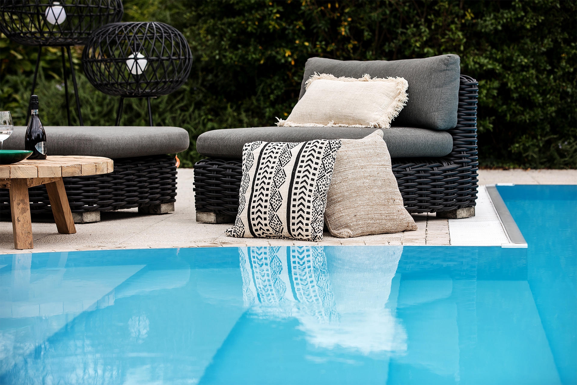 Outdoor Furniture - Bubble