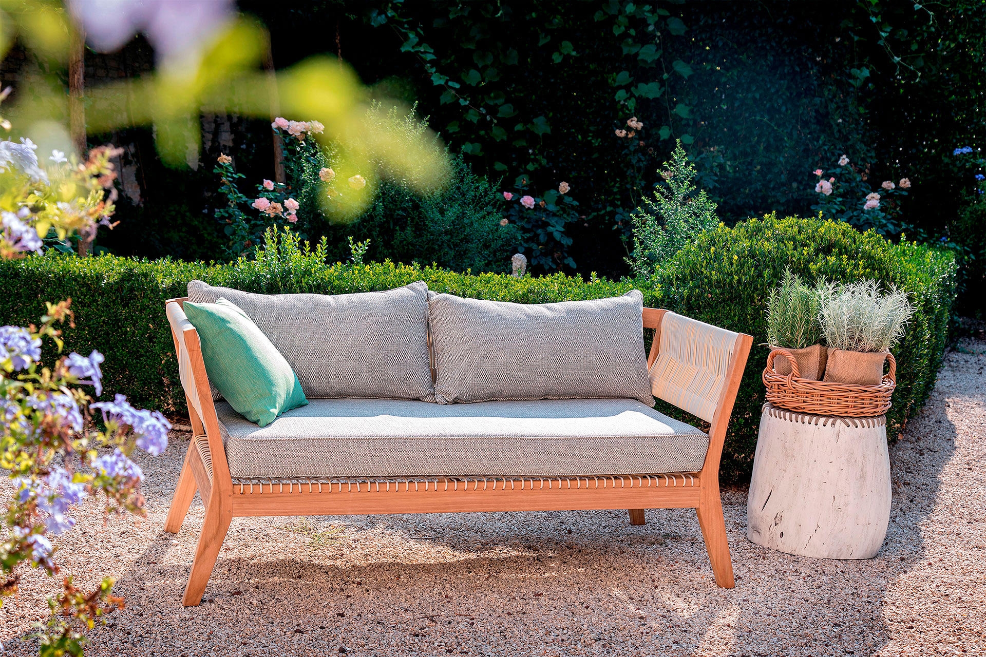 Outdoor Furniture - Milly