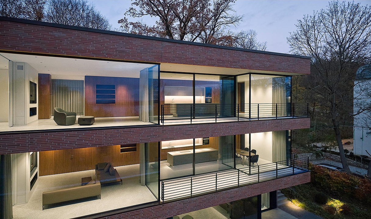 Sliding Glass WIndows in Villa Schwielowsee