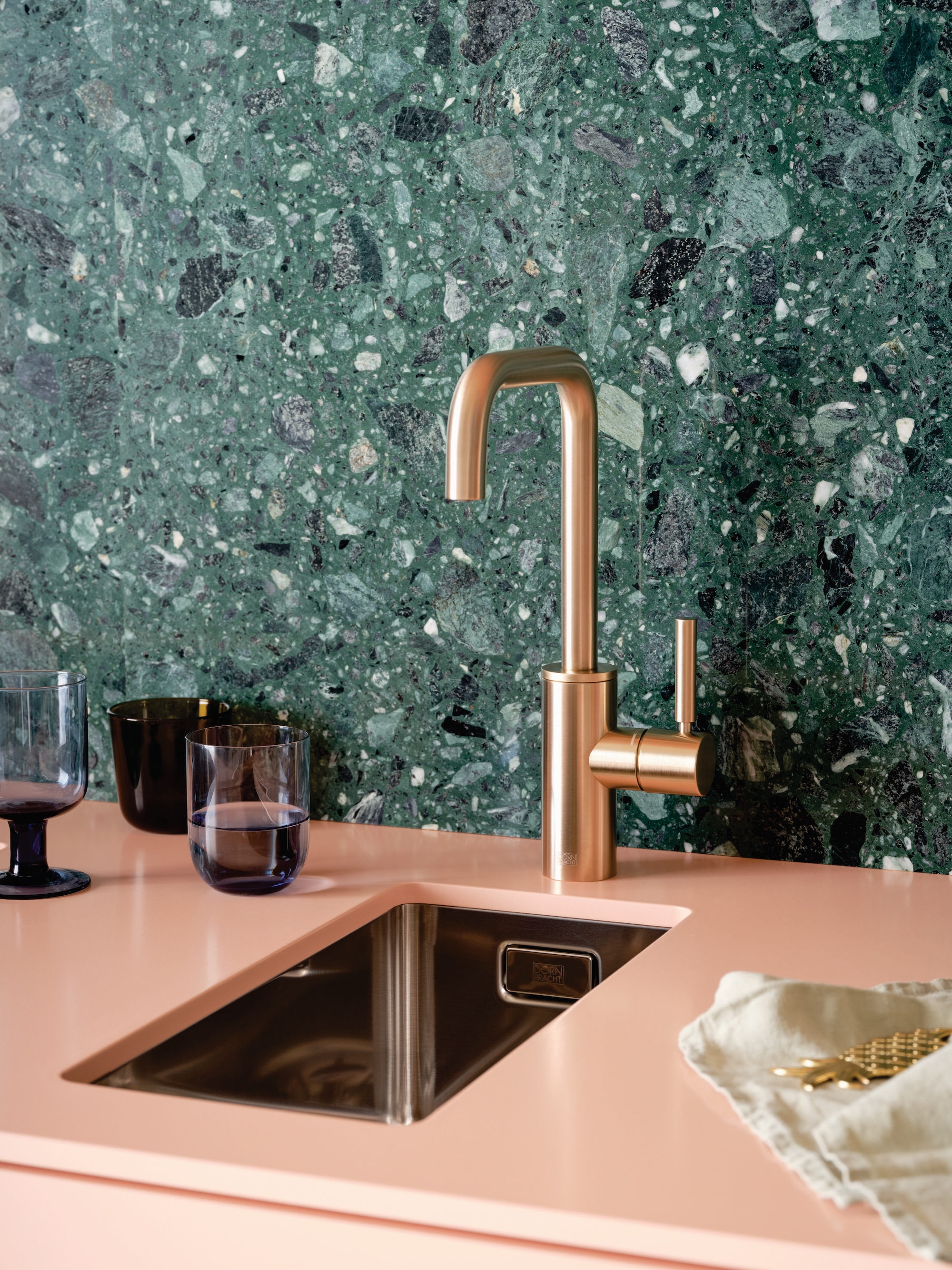 Kitchen Fittings - META SQUARE