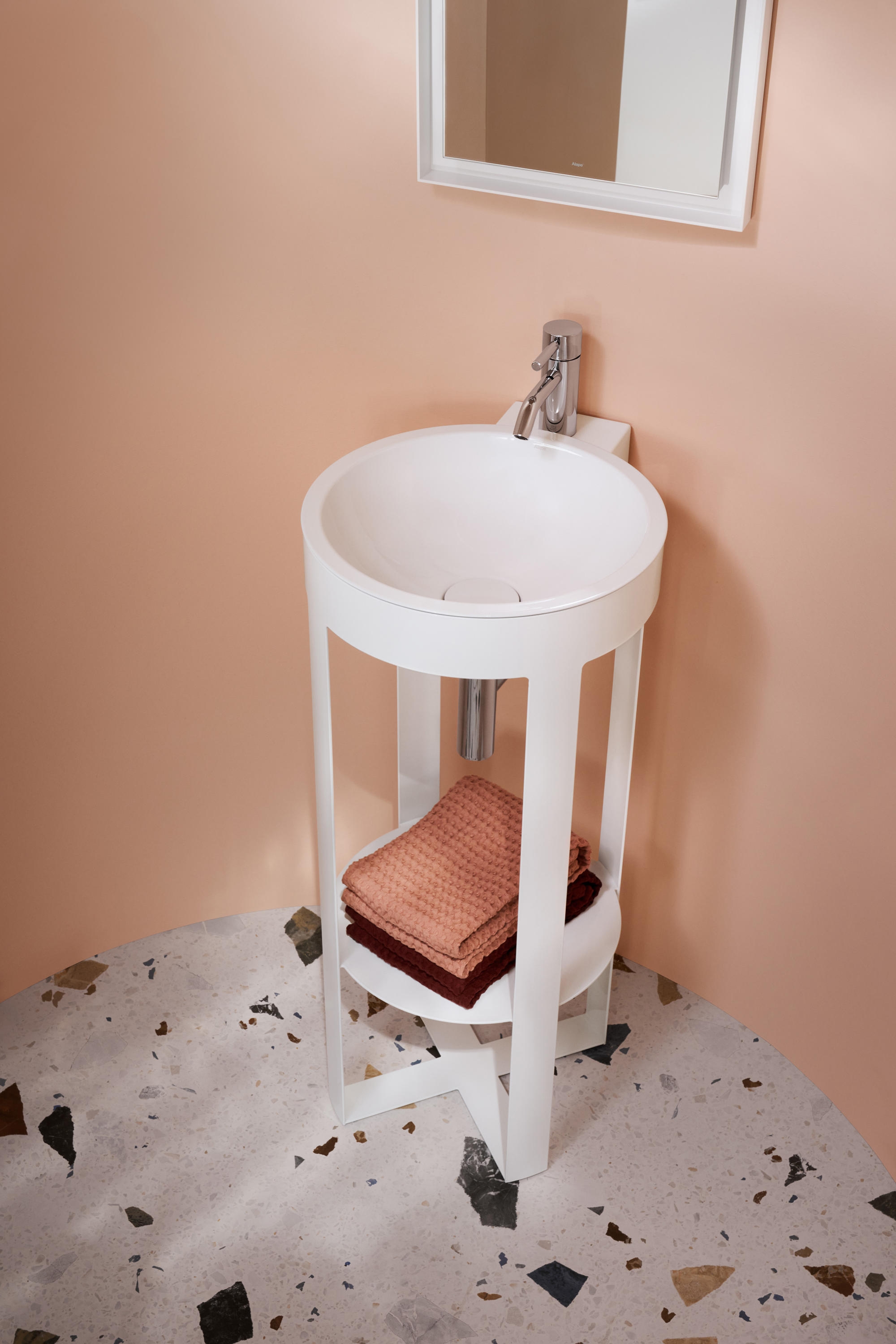 Washstand - Xcut WT.RX