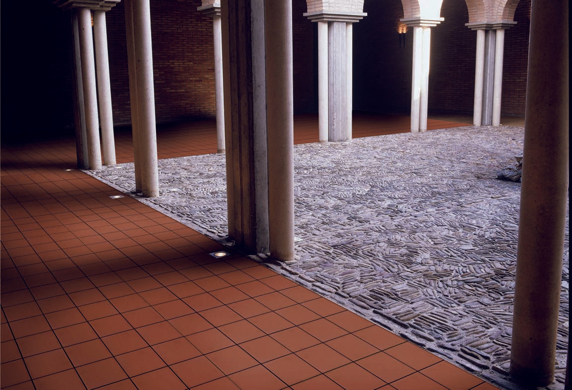 Ceramic Tiles - Country-Style Flooring