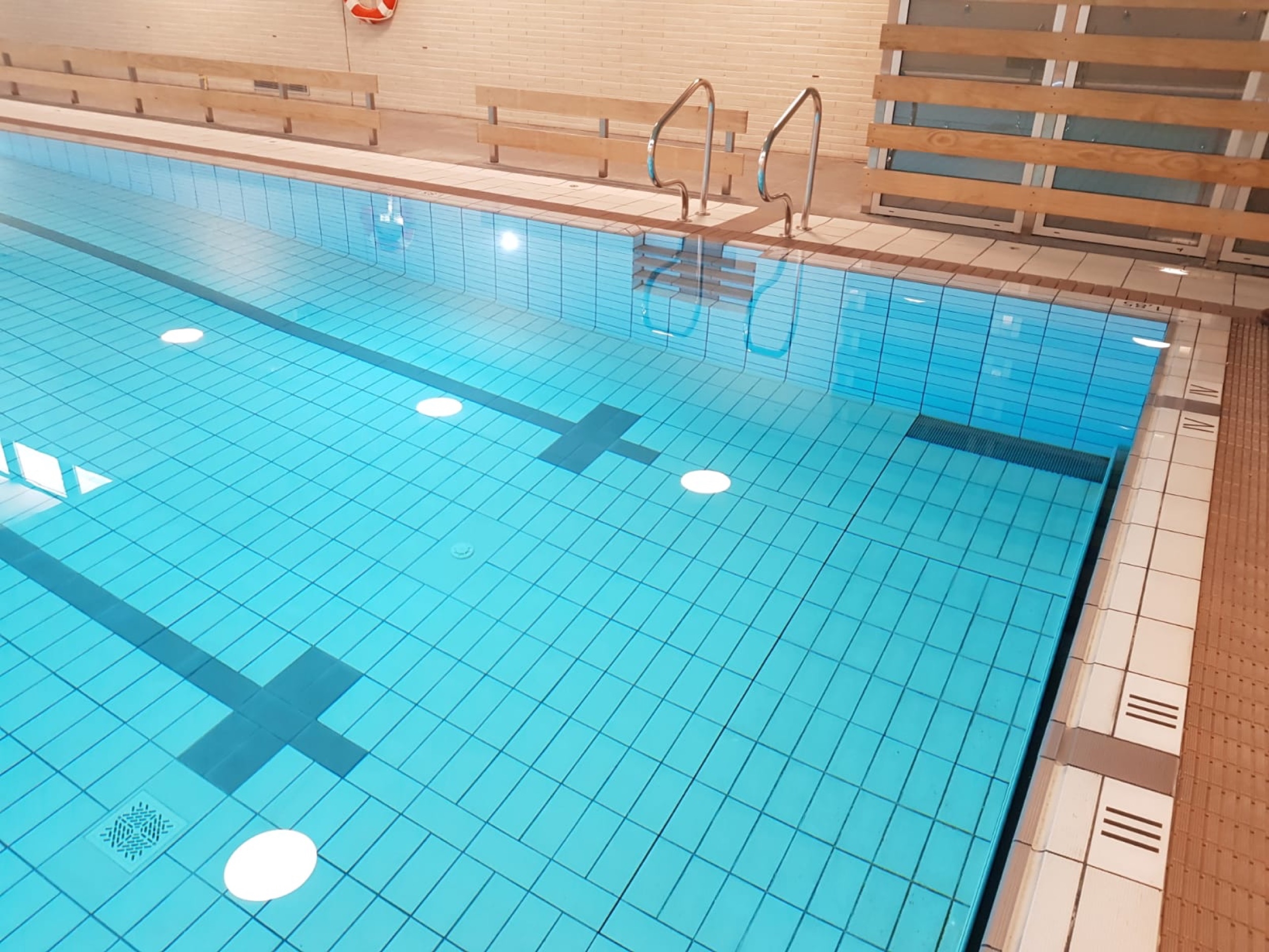 Technical Flooring in Public Pools Projects